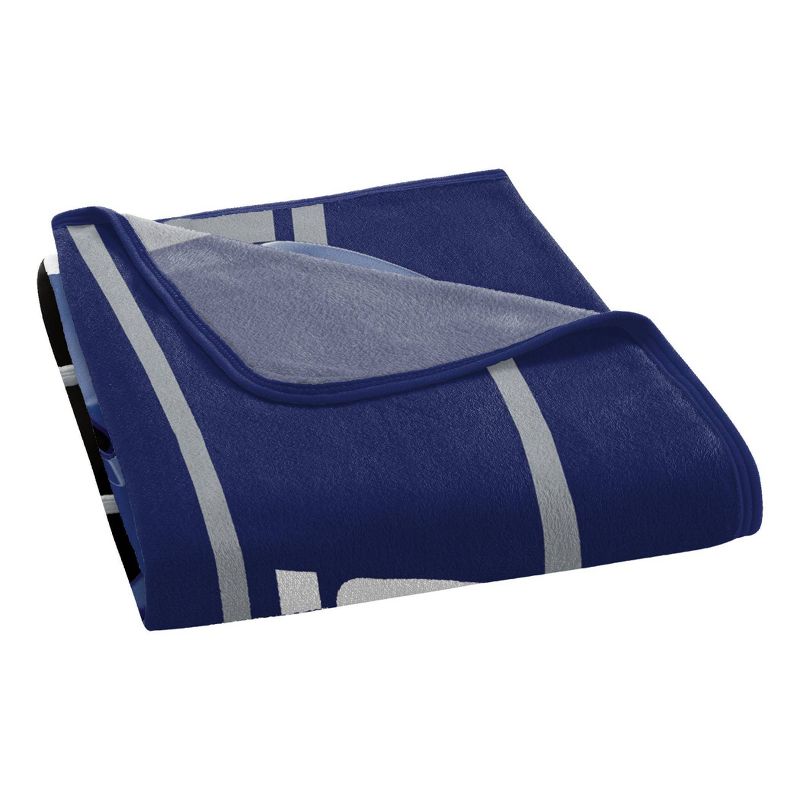 NFL New York Giants Micro Fleece Throw Blanket