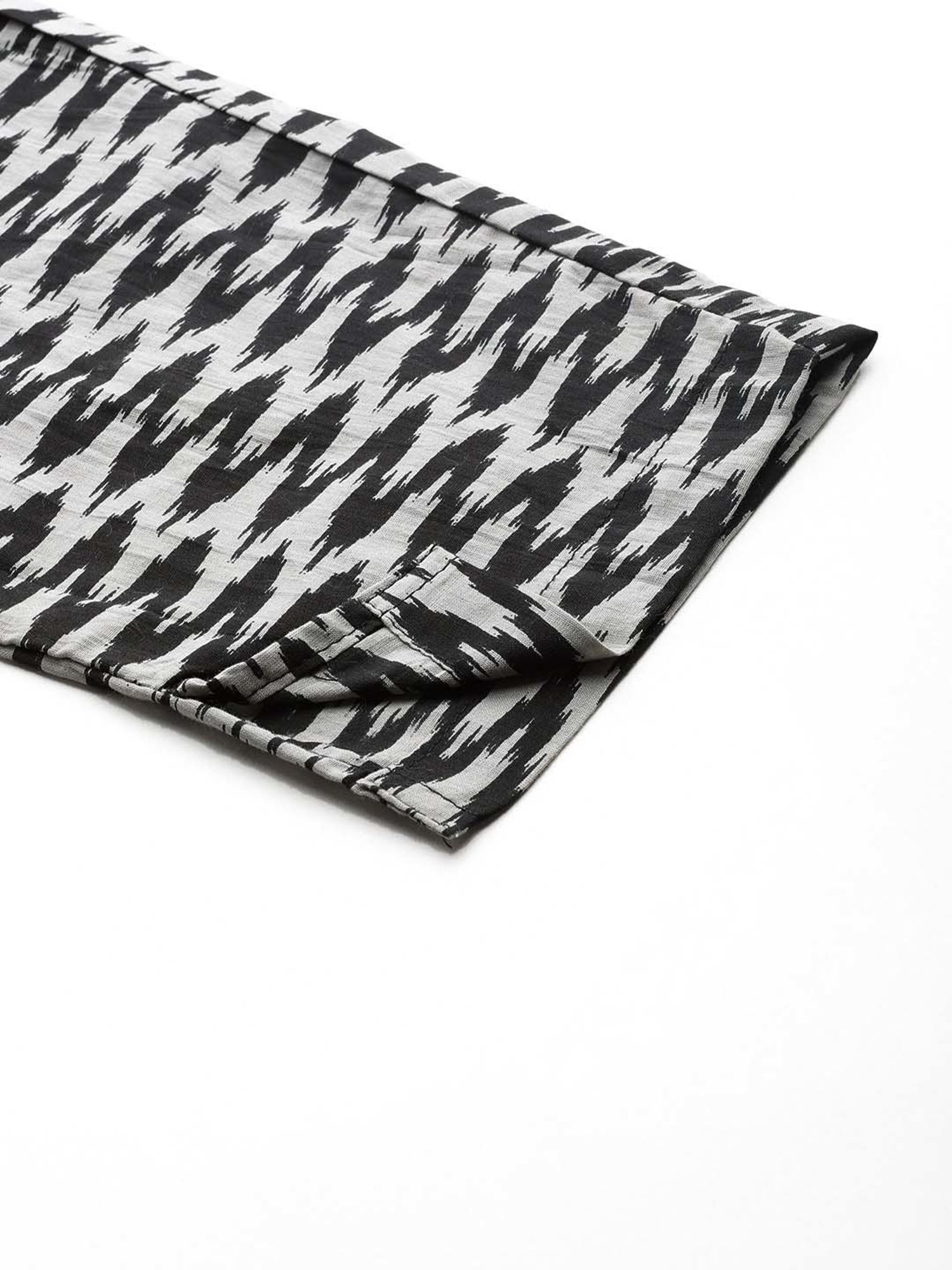 READIPRINT FASHIONS Black Cotton Printed Kurta Pant Set With Dupatta