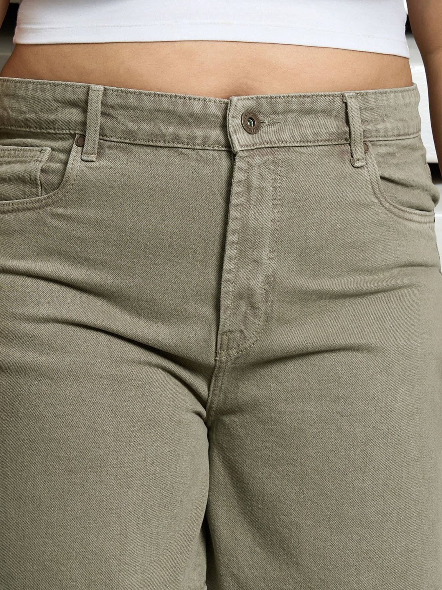 High Star Green Relaxed Fit High Rise Shorts