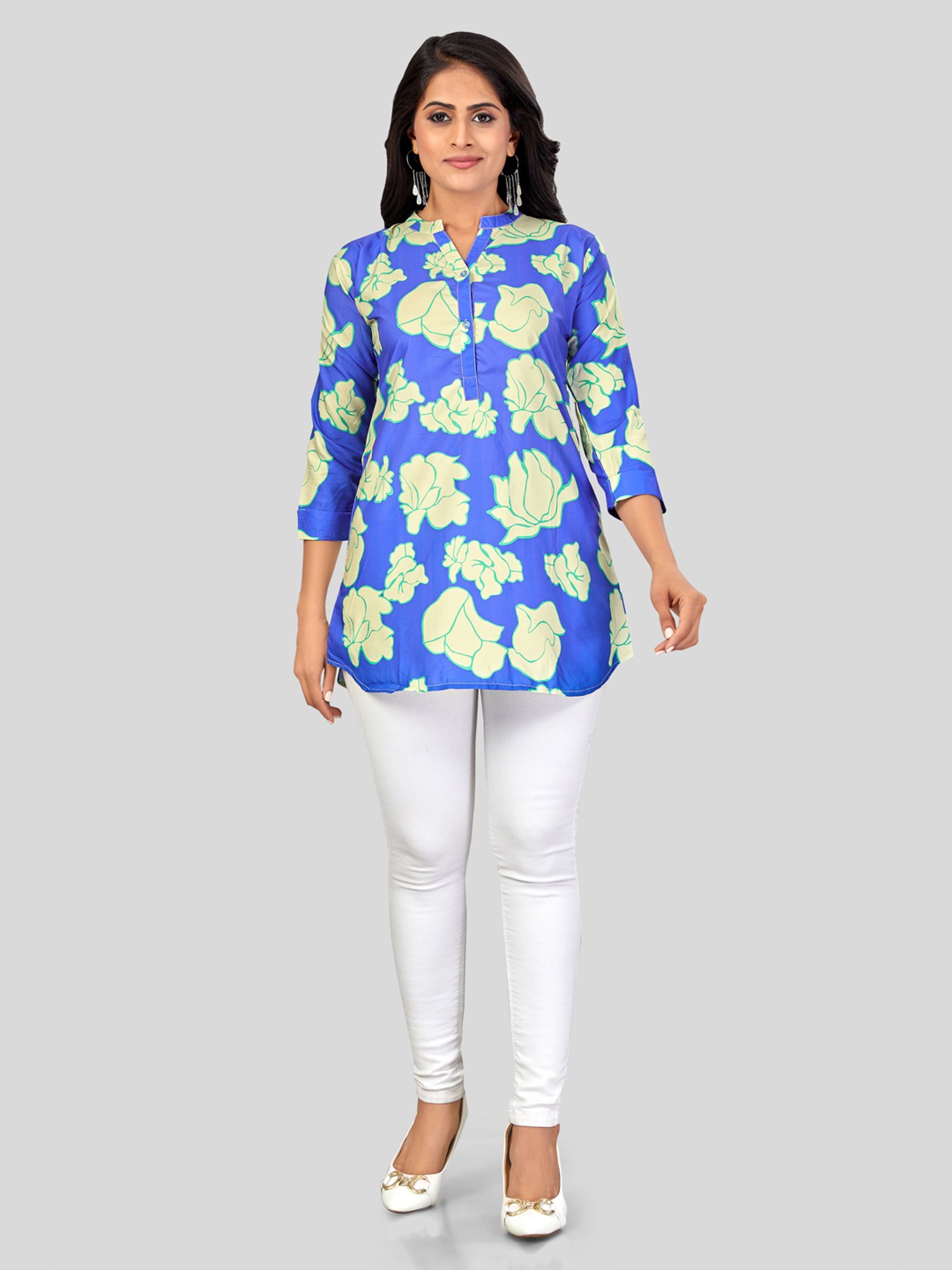 Saree Swarg Blue Printed Short Kurti