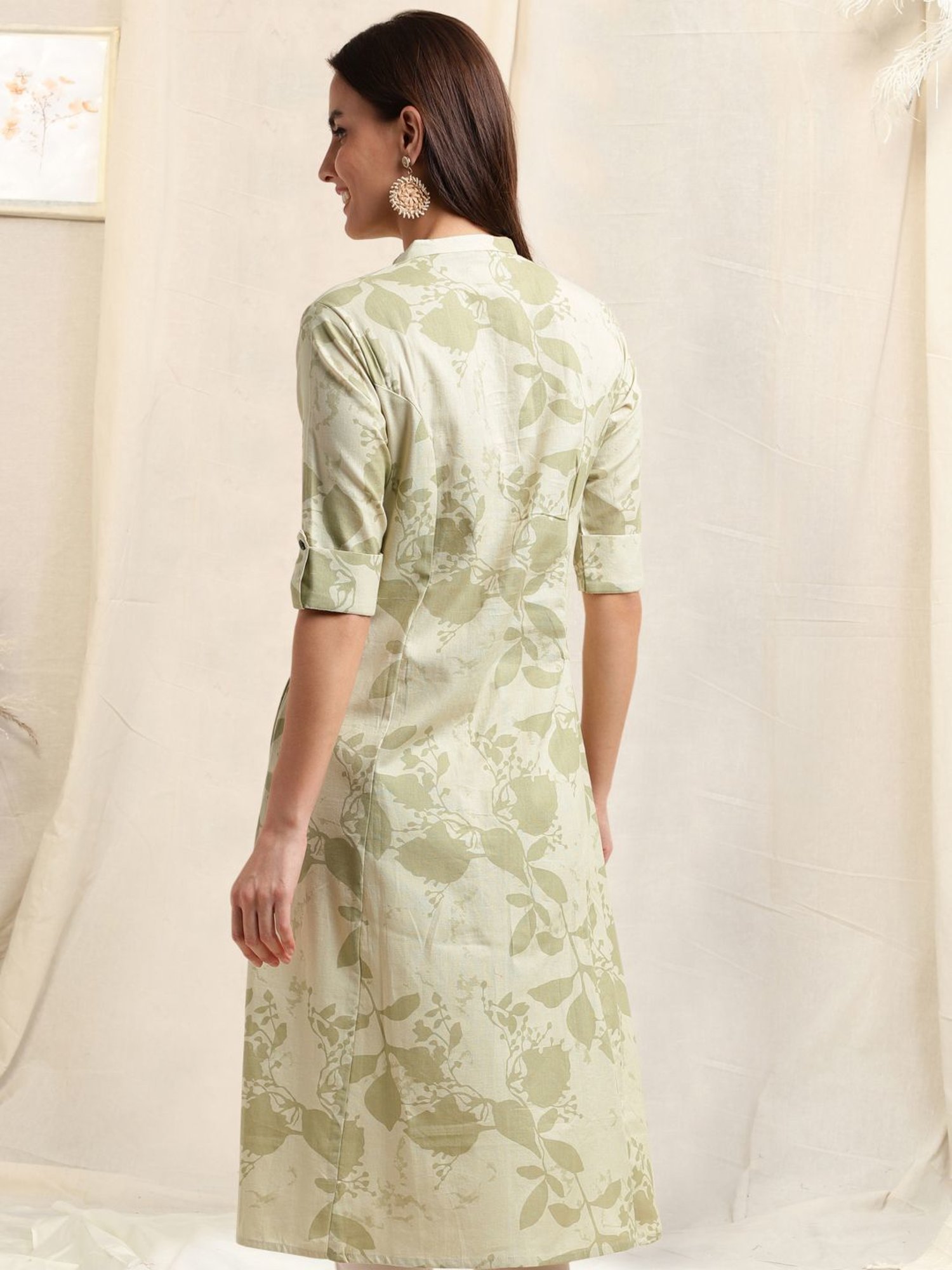 MIRCHI FASHION Beige Cotton Floral Print Straight Kurta