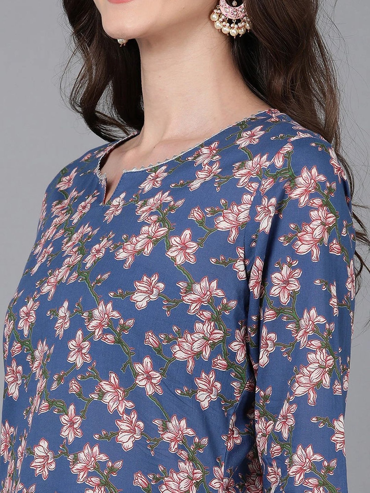 Vaamsi Blue Rayon Floral Print Kurta Pant Set With Dupatta