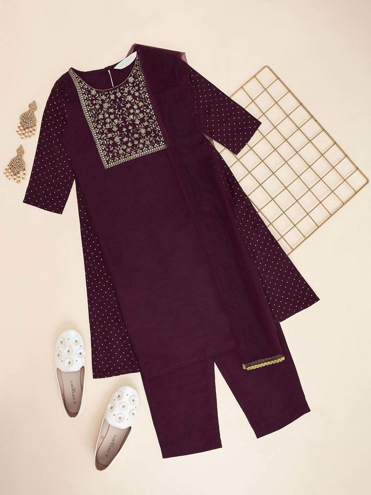 Akkriti by Pantaloons Girls Grape Wine Printed Kurta Sets