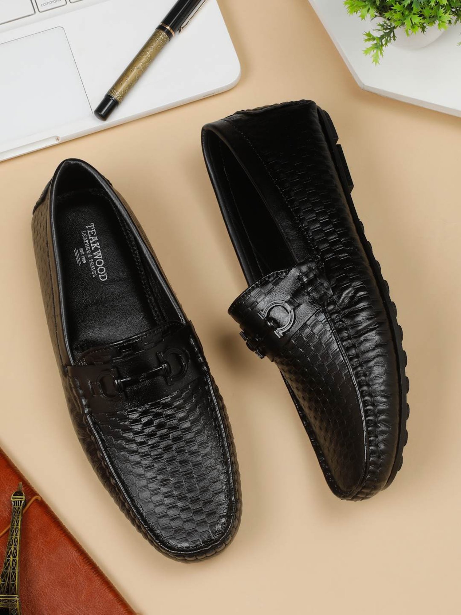 Teakwood Leathers Men's Black Casual Loafers