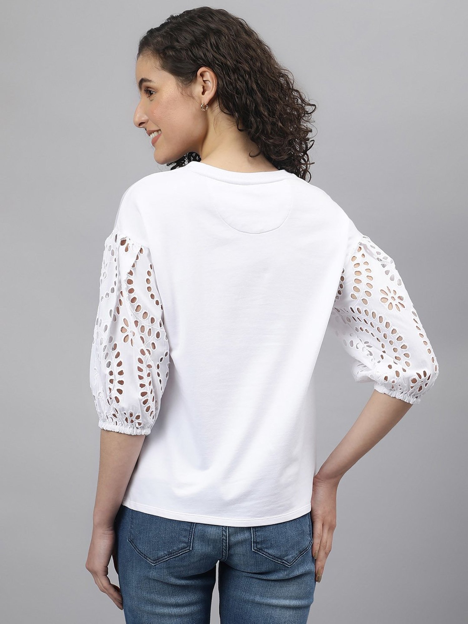 Beverly Hills Polo Club White Self Pattern Pullover