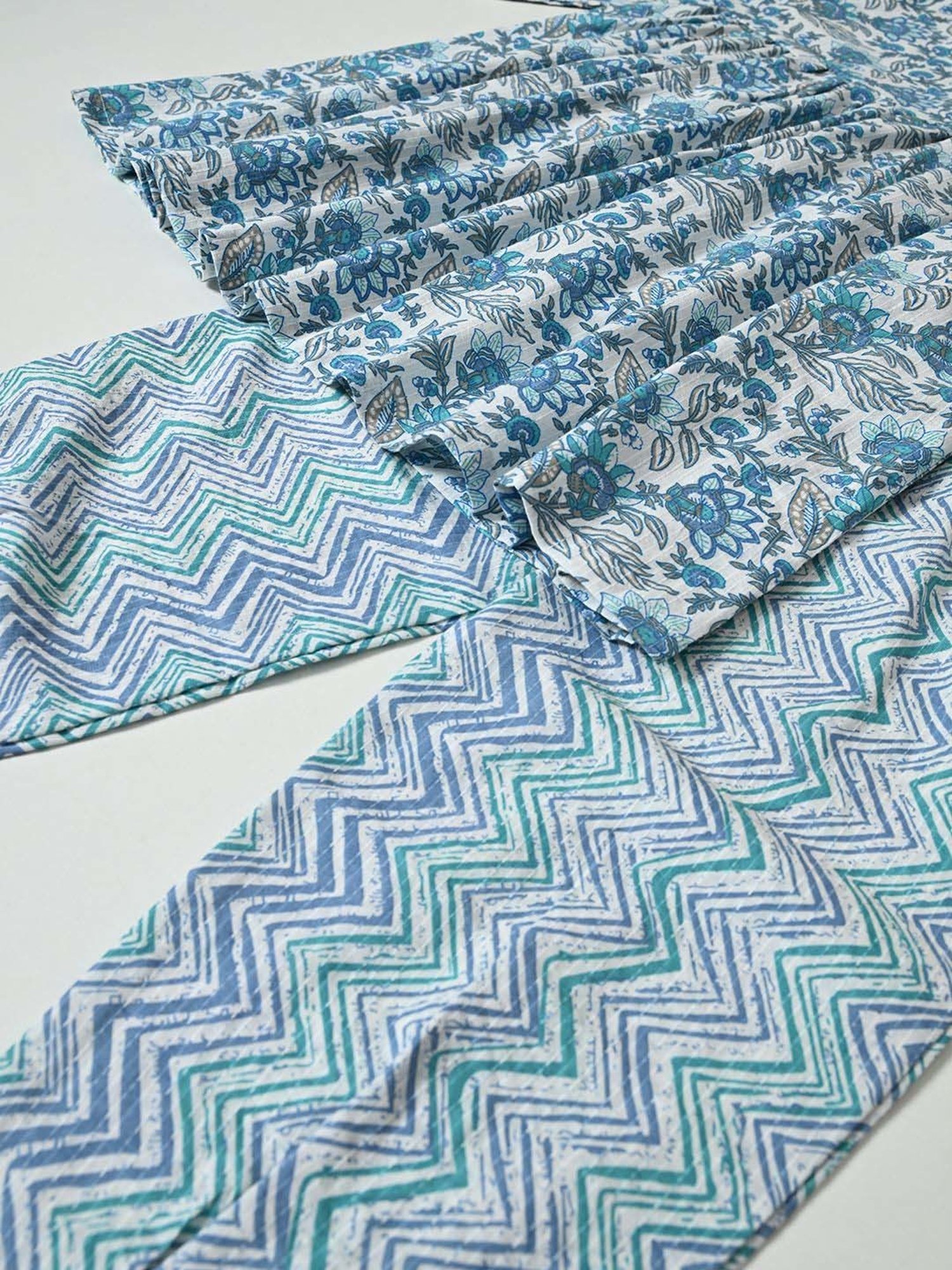 Bella Moda Kids Blue Cotton Printed Kurti & Pyjamas