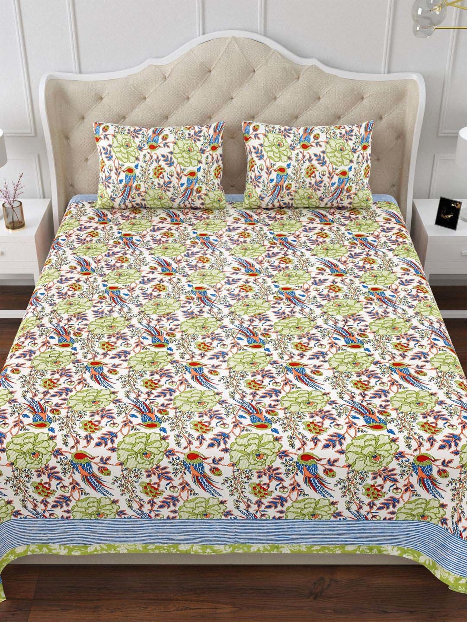 Aapno Rajasthan Ranthambore Reminiscence Multicolor Cotton Double Bedsheet With 2 Pillow Cover