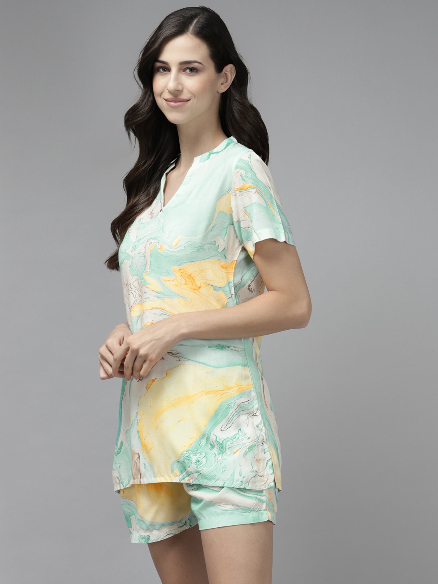 Prakrti Green Printed Top Short Pant Set