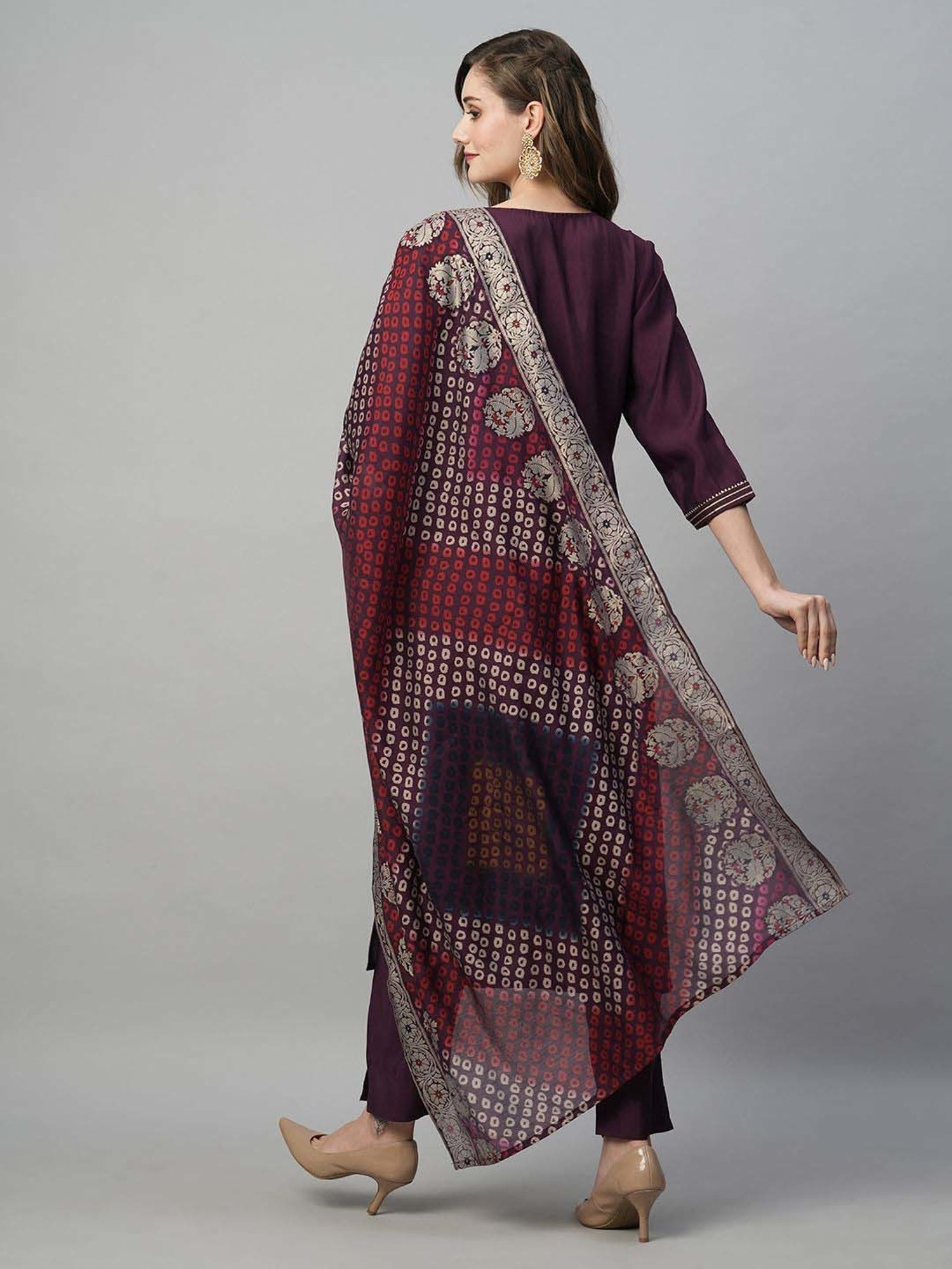 Heeposh Purple Embroidered Kurta Pant Set With Dupatta