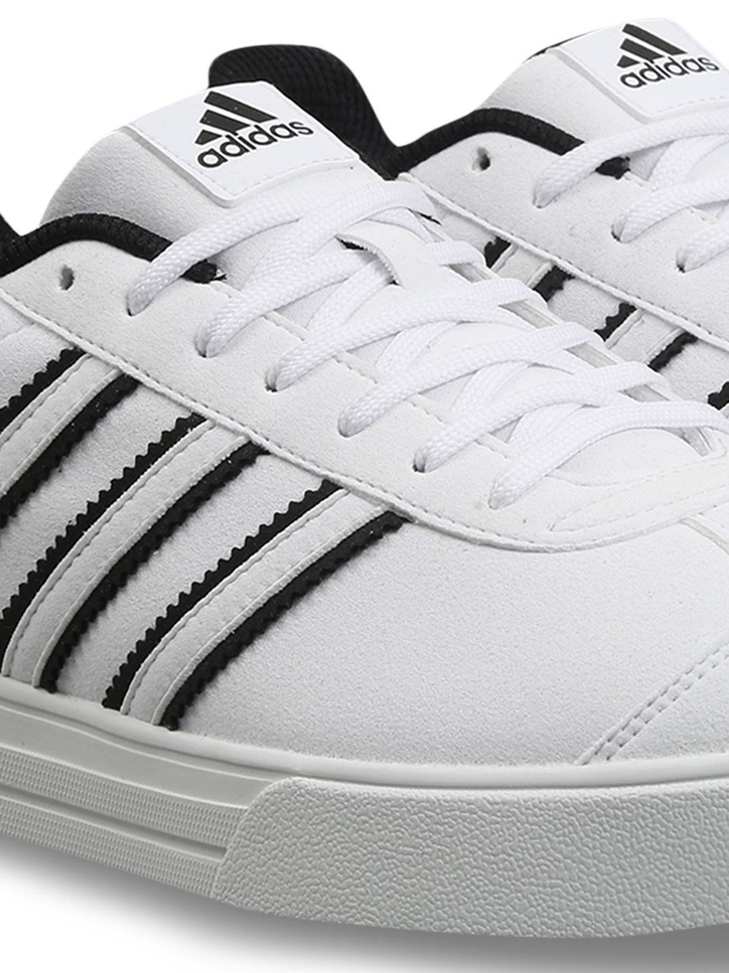 Adidas Men's Luonid White Skateboarding Shoes