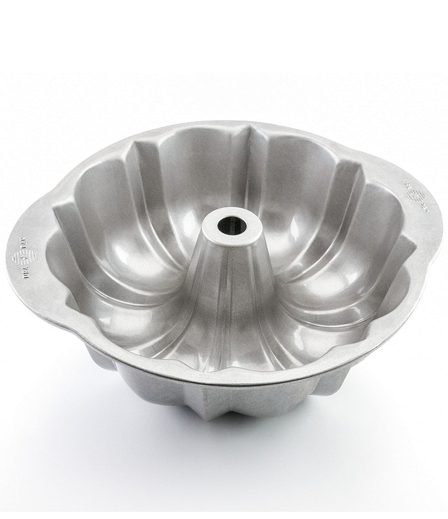 USA Pan Heavy Duty Fluted Tube Cake Pan