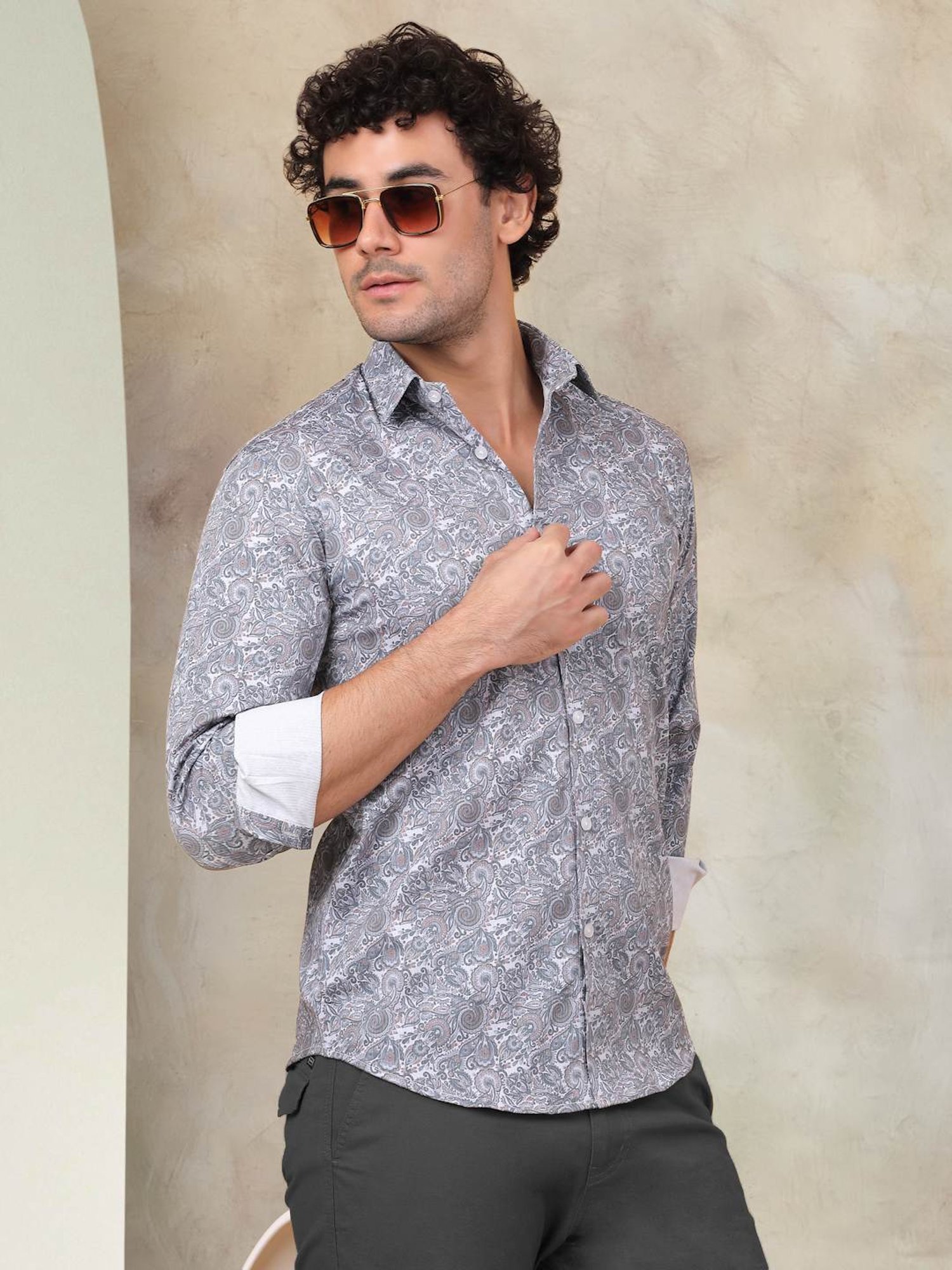 Indian Needle Grey Ragular Fit Printed Shirt