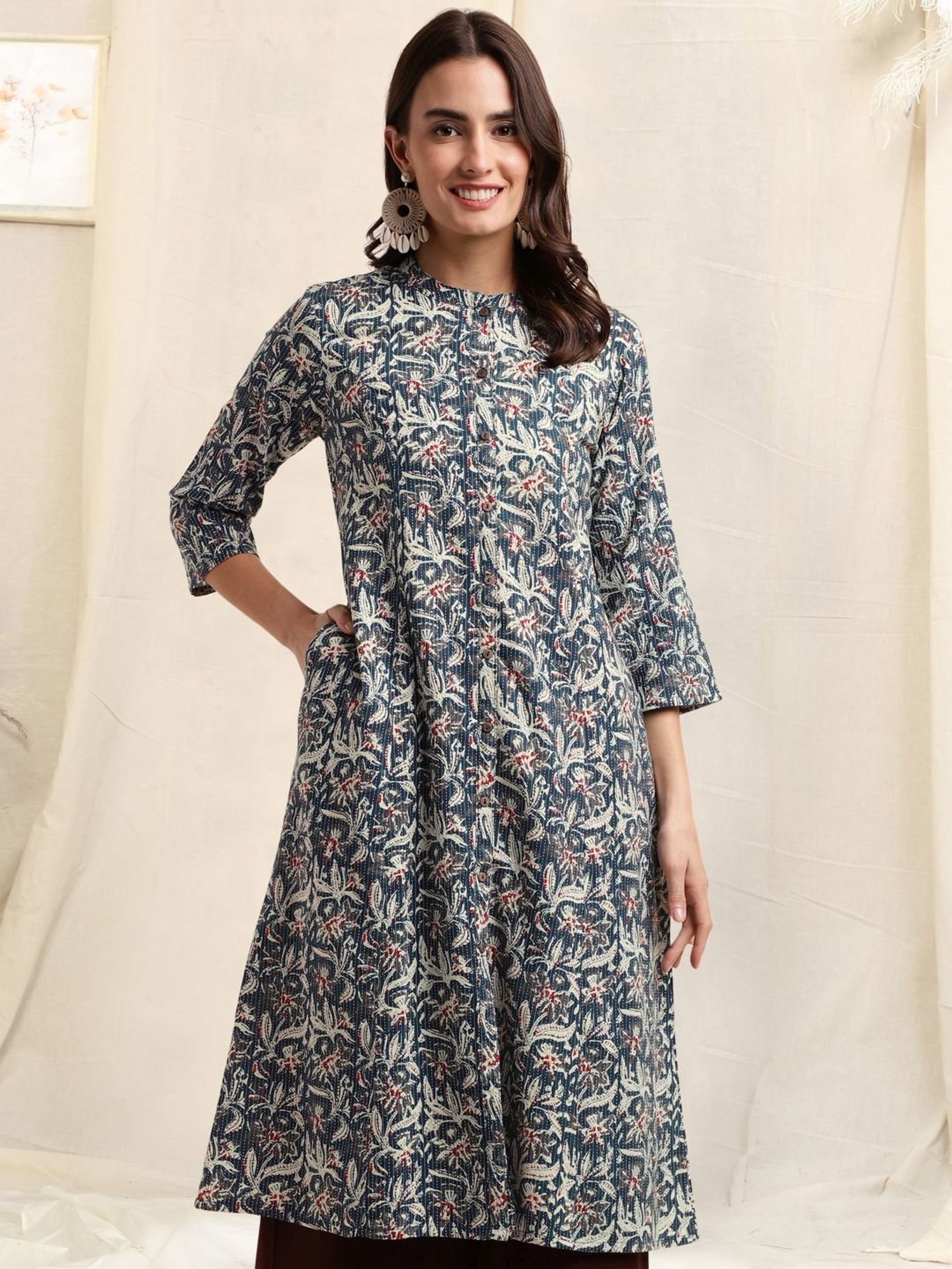 MIRCHI FASHION Blue Cotton Floral Print Straight Kurta