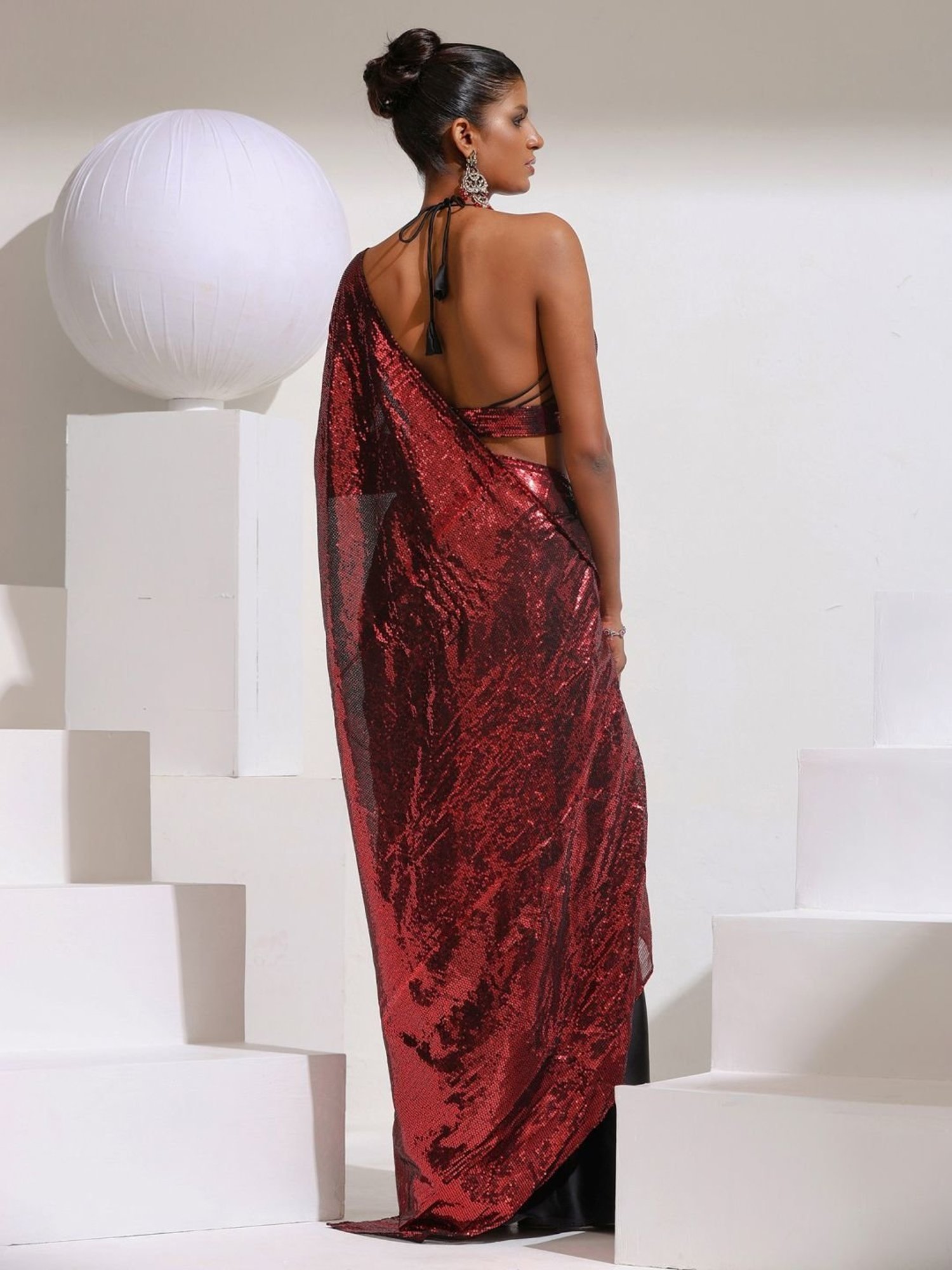 Swtantra Black & Red Plain Saree Without Blouse