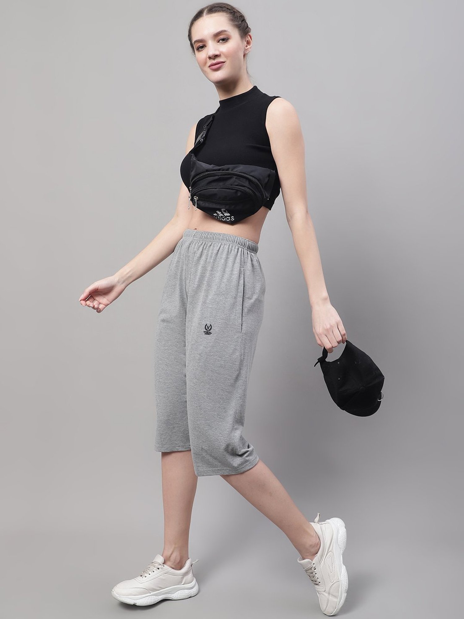 KENDALL + KYLIE Black High Rise Capris