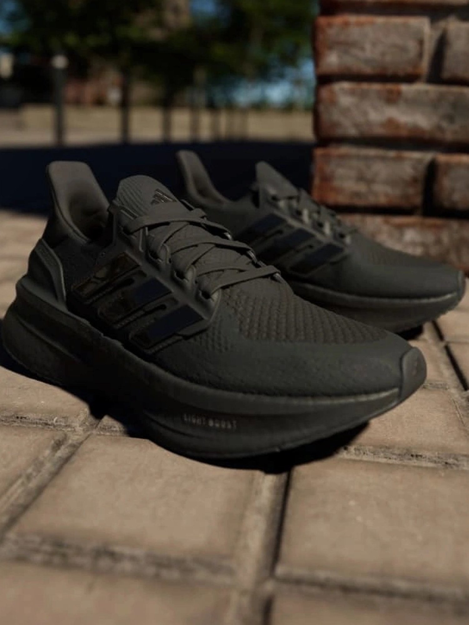 Adidas Women's ULTRABOOST 5 Black Running Shoes