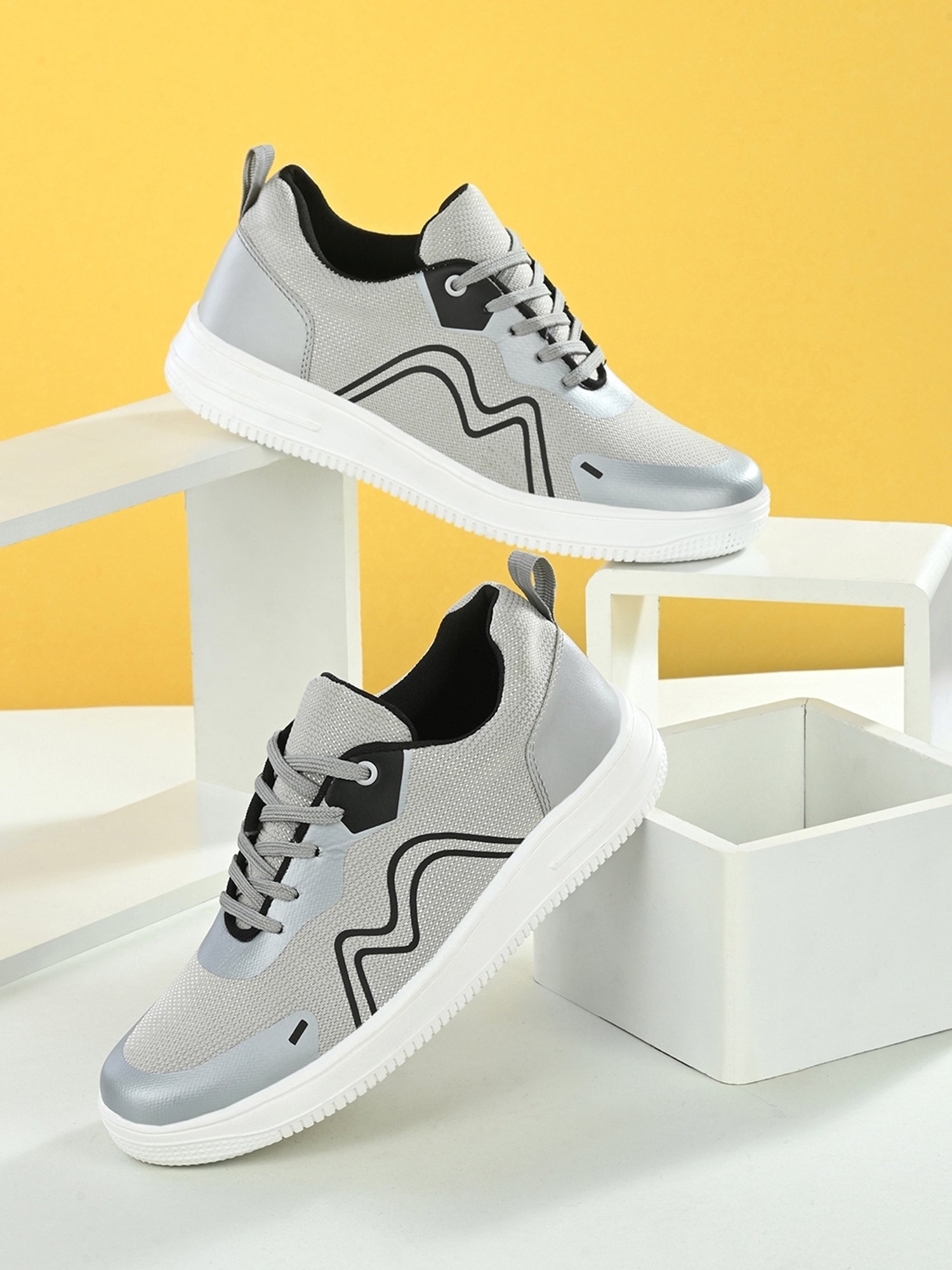 Giorgio Men's Grey Casual Sneaker