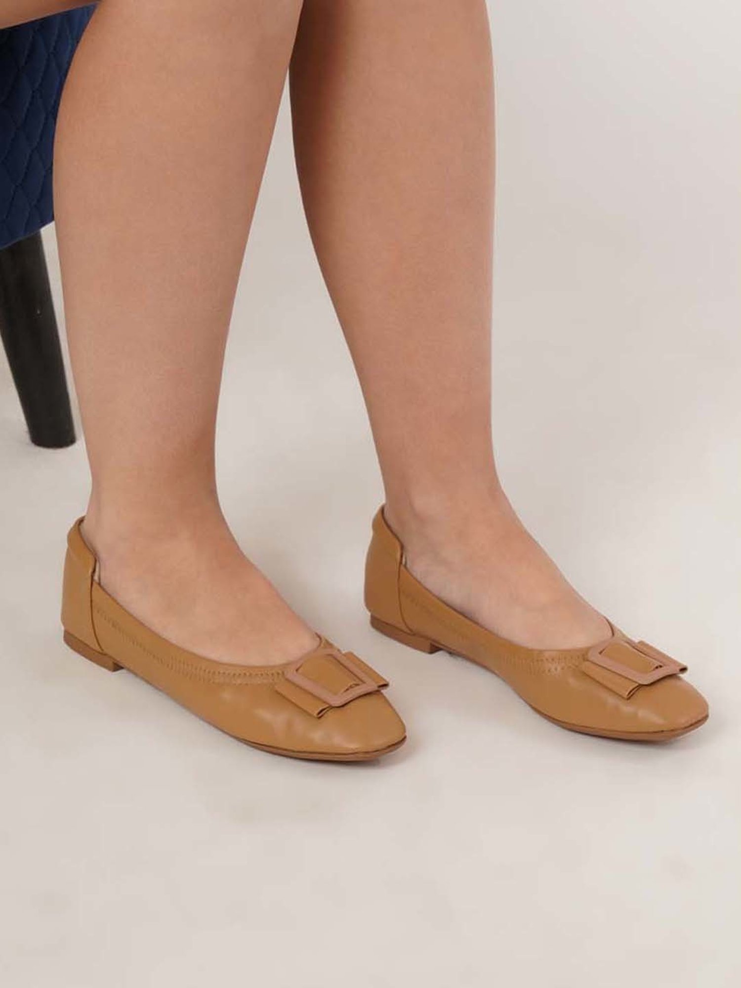 Sherrif Women's Tan Flat Ballets