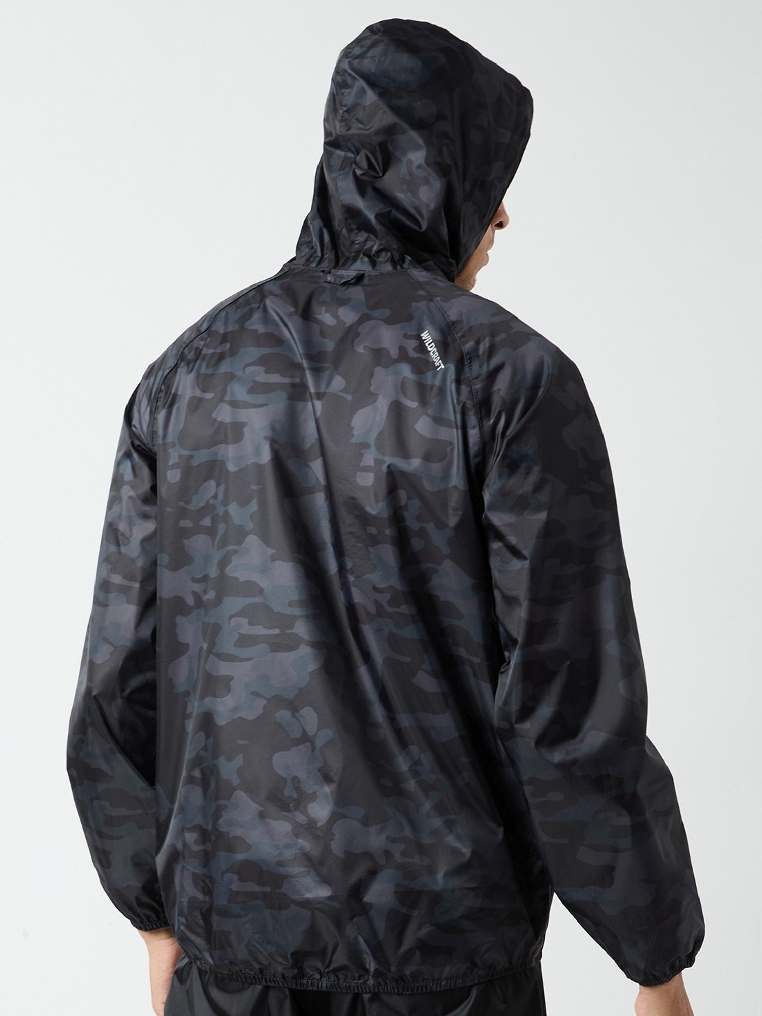 Wildcraft Black Regular Fit Printed Raincoat Set
