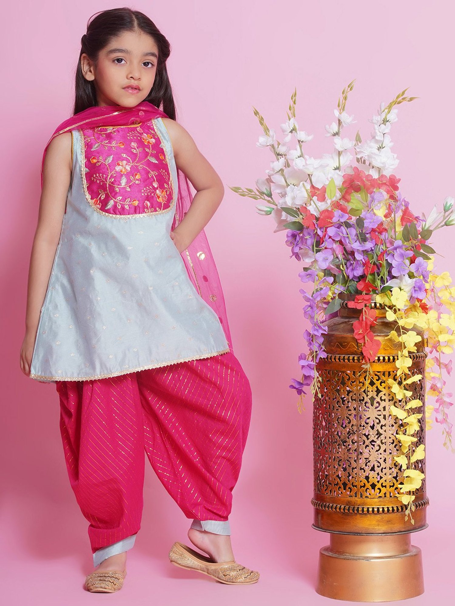 VASTRAMAY Kids Blue & White Cotton Over Dyed Kurta Set