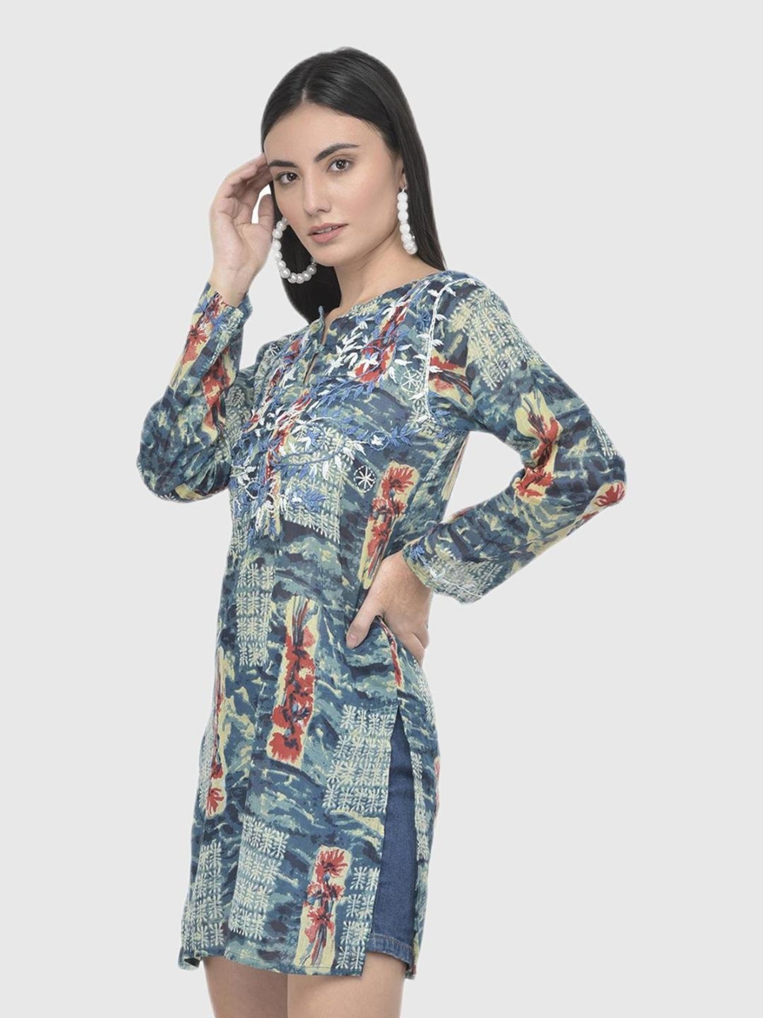 Aditi Wasan Blue Embroidered Kurti