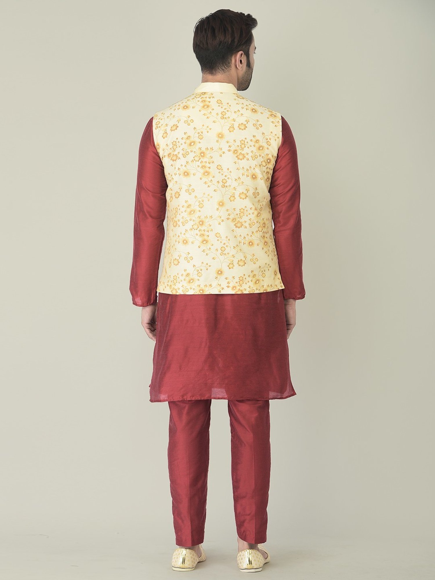 Deyann Maroon & Cream Cotton Regular Fit Printed Kurta Set With Jacket