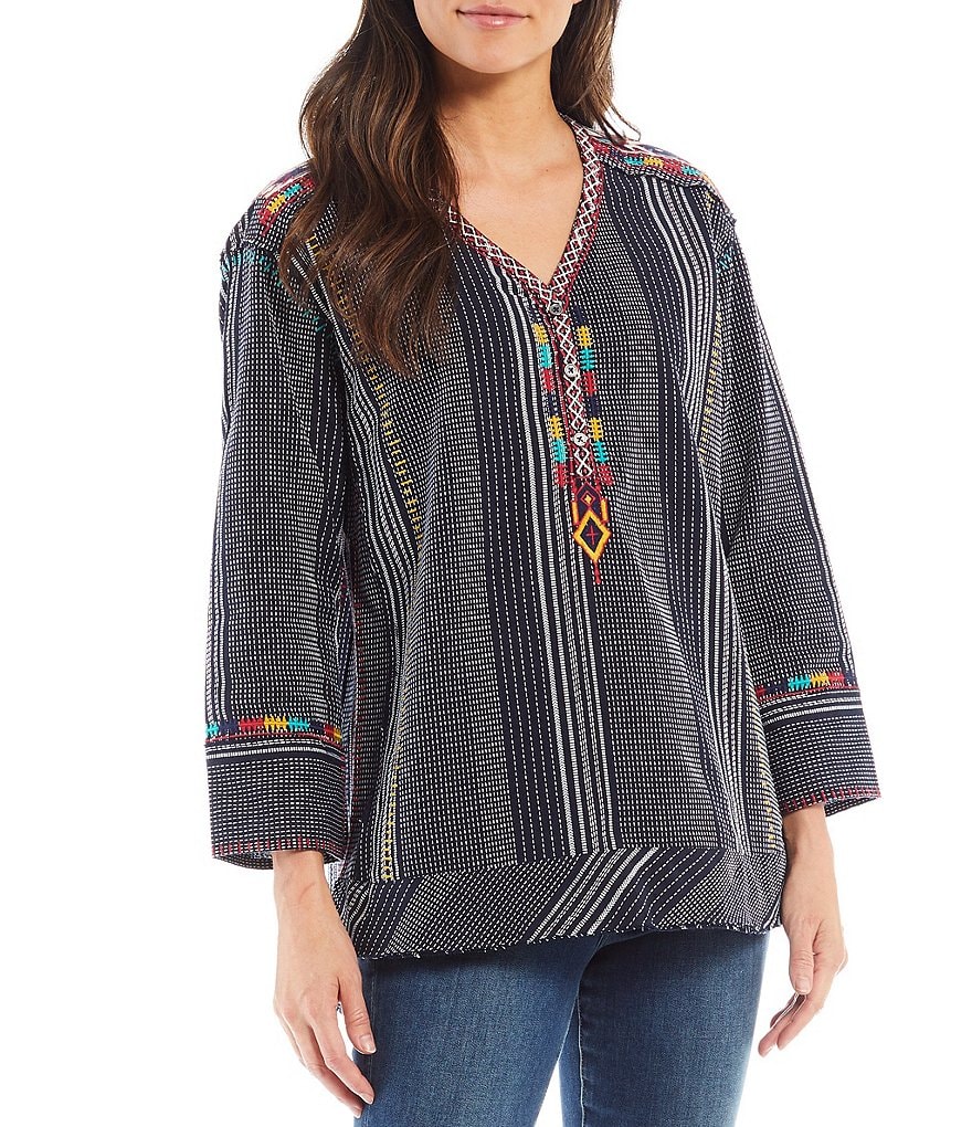Tru Luxe Jeans Embroidered V-Neck Long Cuff Sleeve Pullover Top