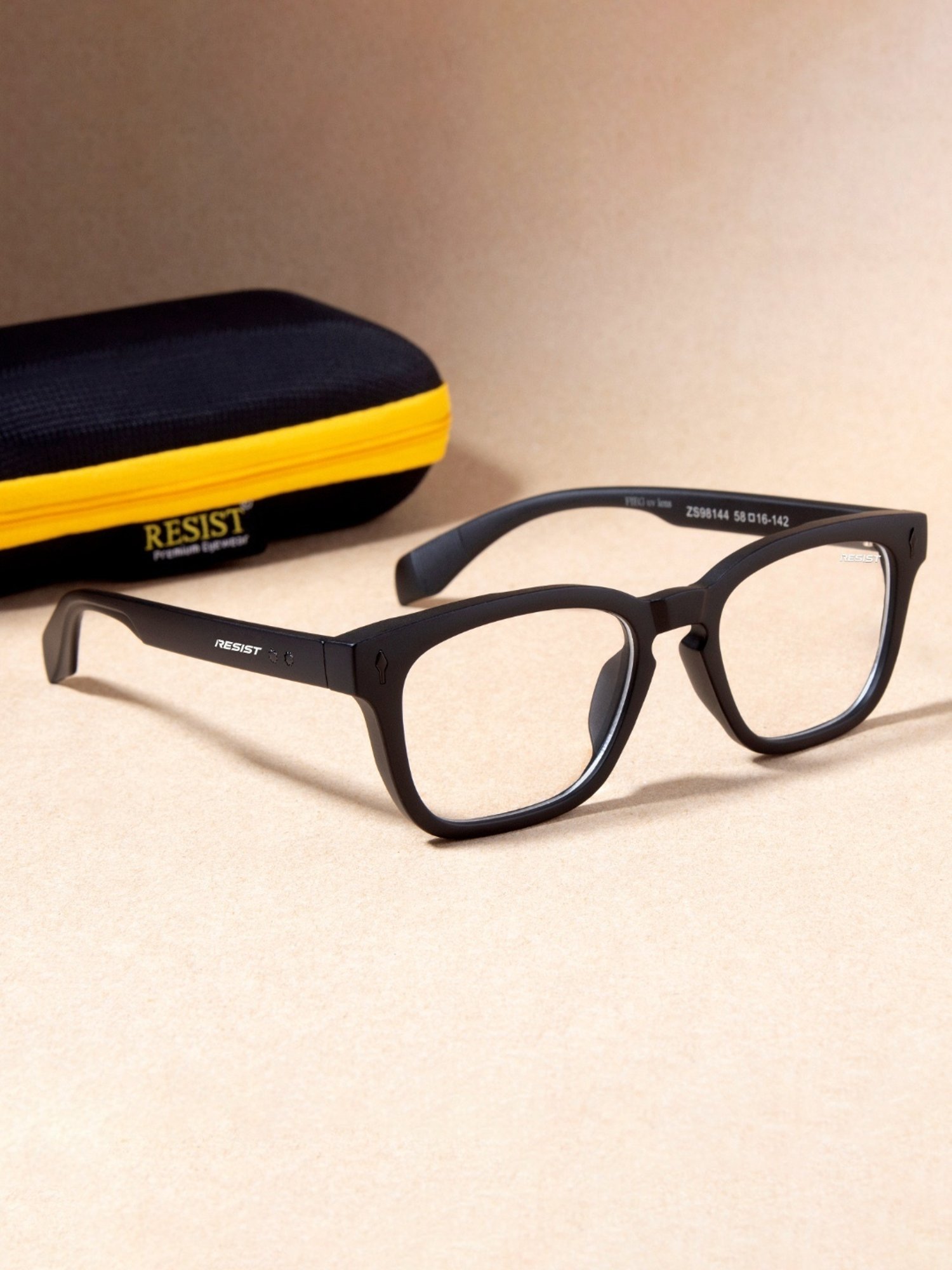 Resist Eyewear Clear Wayfarer UV Protected Unisex Sunglasses