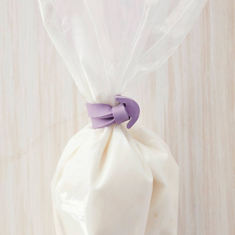 Seven20 Star Wars 11&rdquo; Silicone Spatula - Black/Gold Text &ldquo;Star Wars&rdquo;