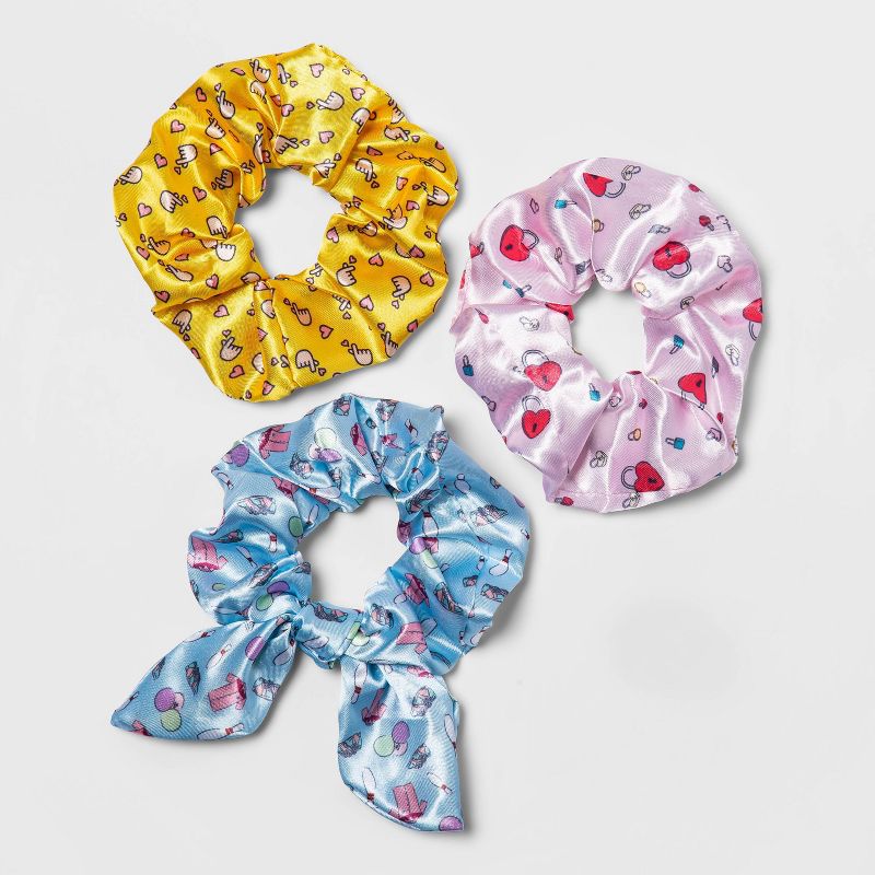 Women's Netflix To All The Boys 3 Scrunchie Set - 3pk