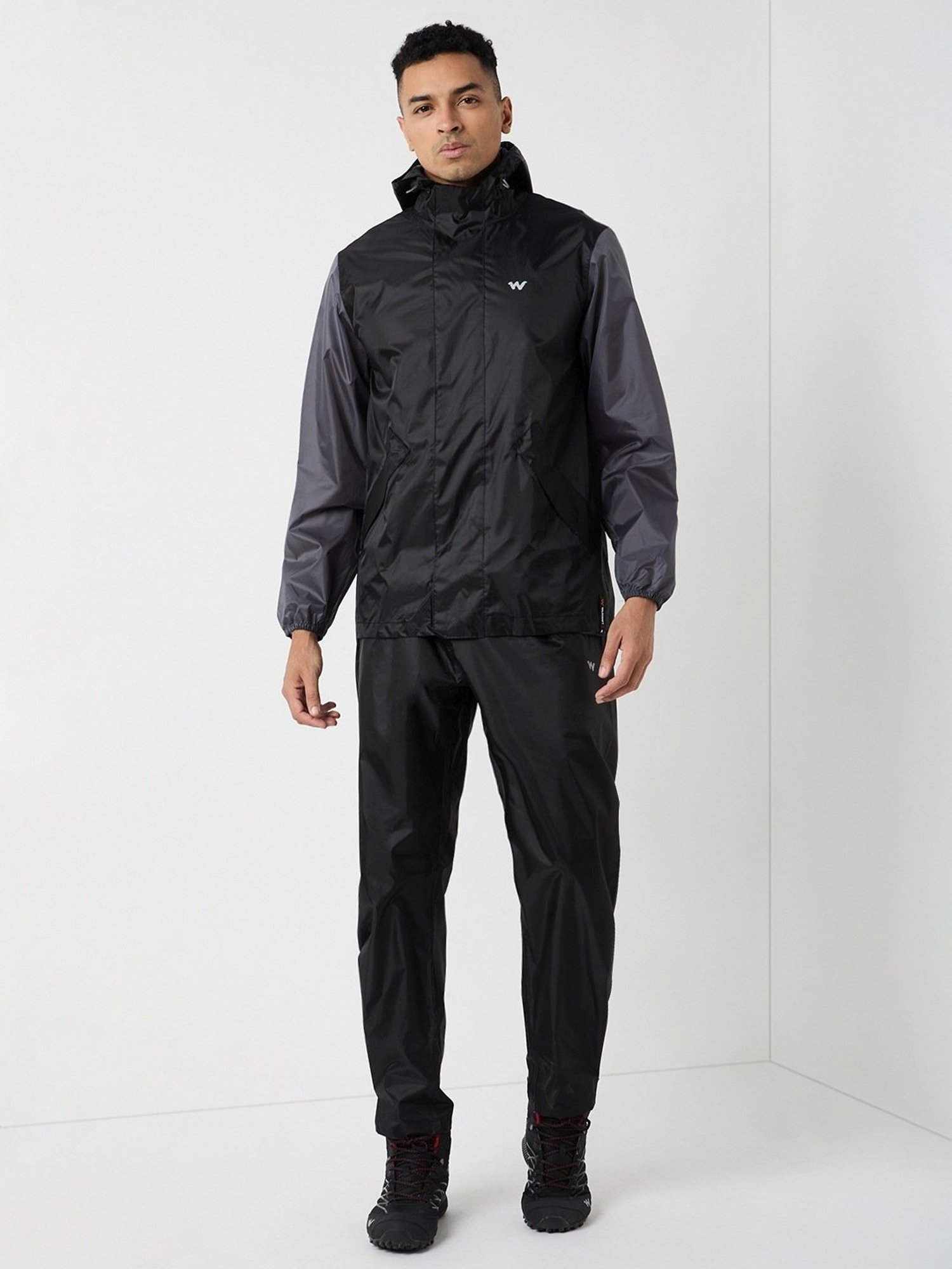 Wildcraft Black & Grey Regular Fit Colour Block Raincoat Set