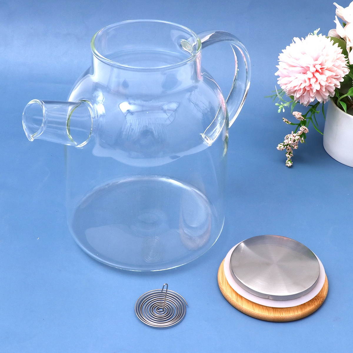 1Pc 1.6L Heat Resistance Glass Water Pot Handheld Filter Glass Kettle Stainless Steel Transparent Juice Water Pot with Large Mouth Bamboo Cover