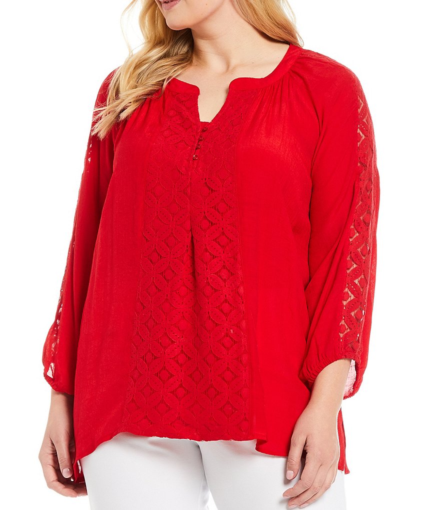 Multiples Plus Size Slub Woven Split Round Neck Lace Trim 3/4 Sleeve Top