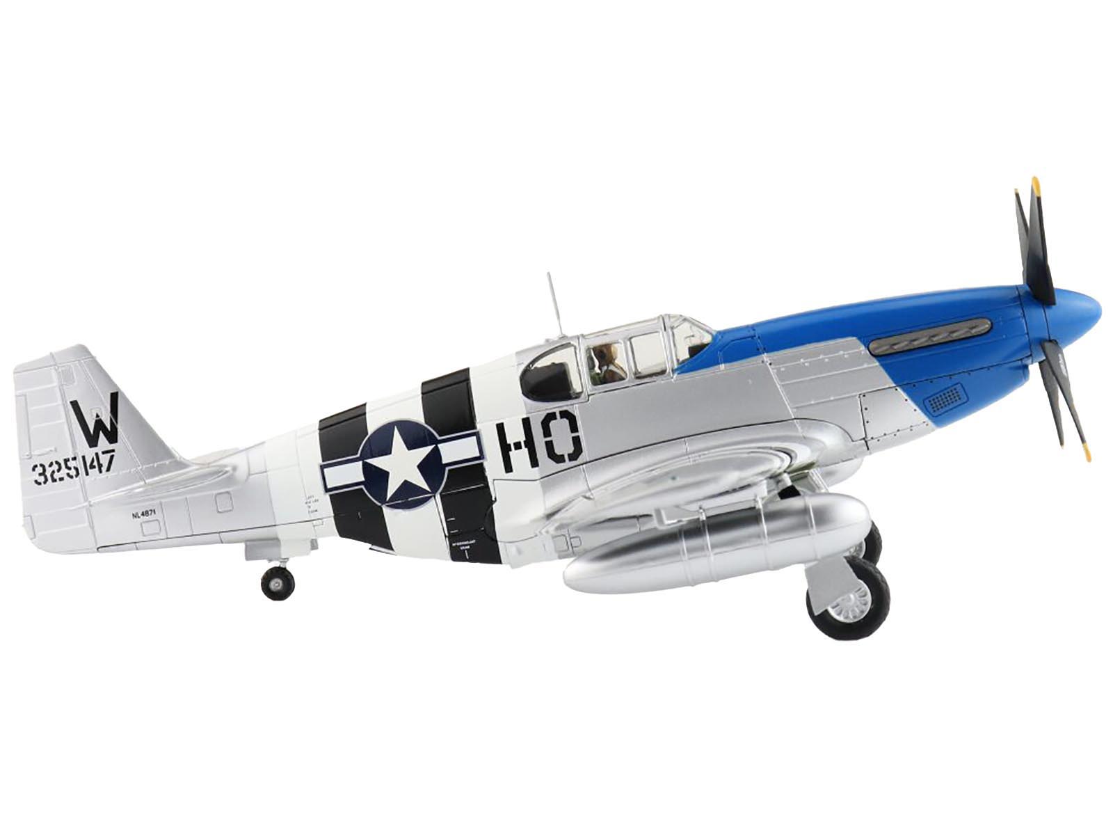 North American P-51D Mustang Fighter Aircraft "Lt. Col. McComas 118th Tactical Reconnaissance Squadron 23rd Fighter Group China" (1945) United States Army Air Force "Air Power Series" 1/48 Diecast Model by Hobby Master