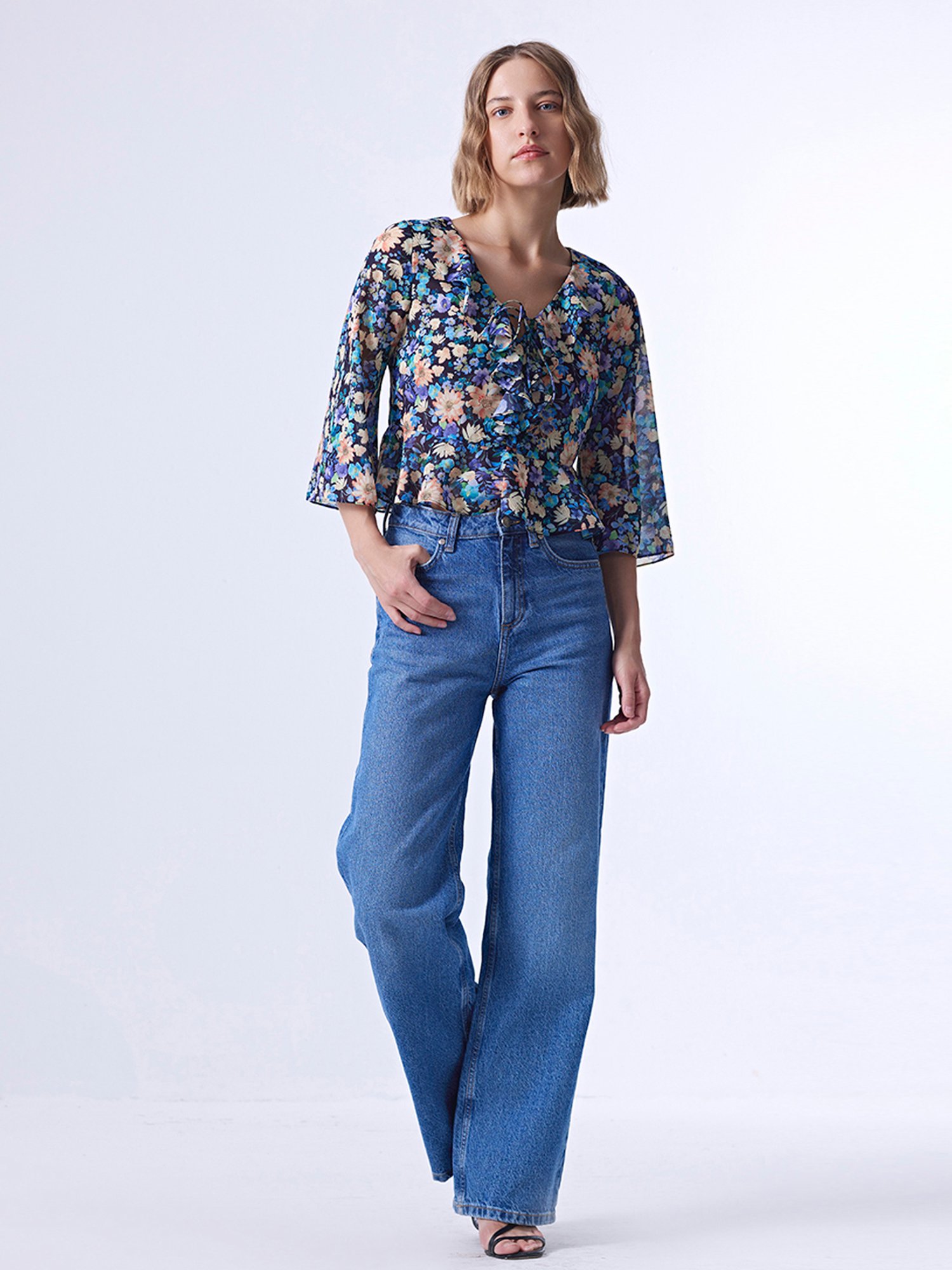 Cover Story Black & Blue Floral Print Top