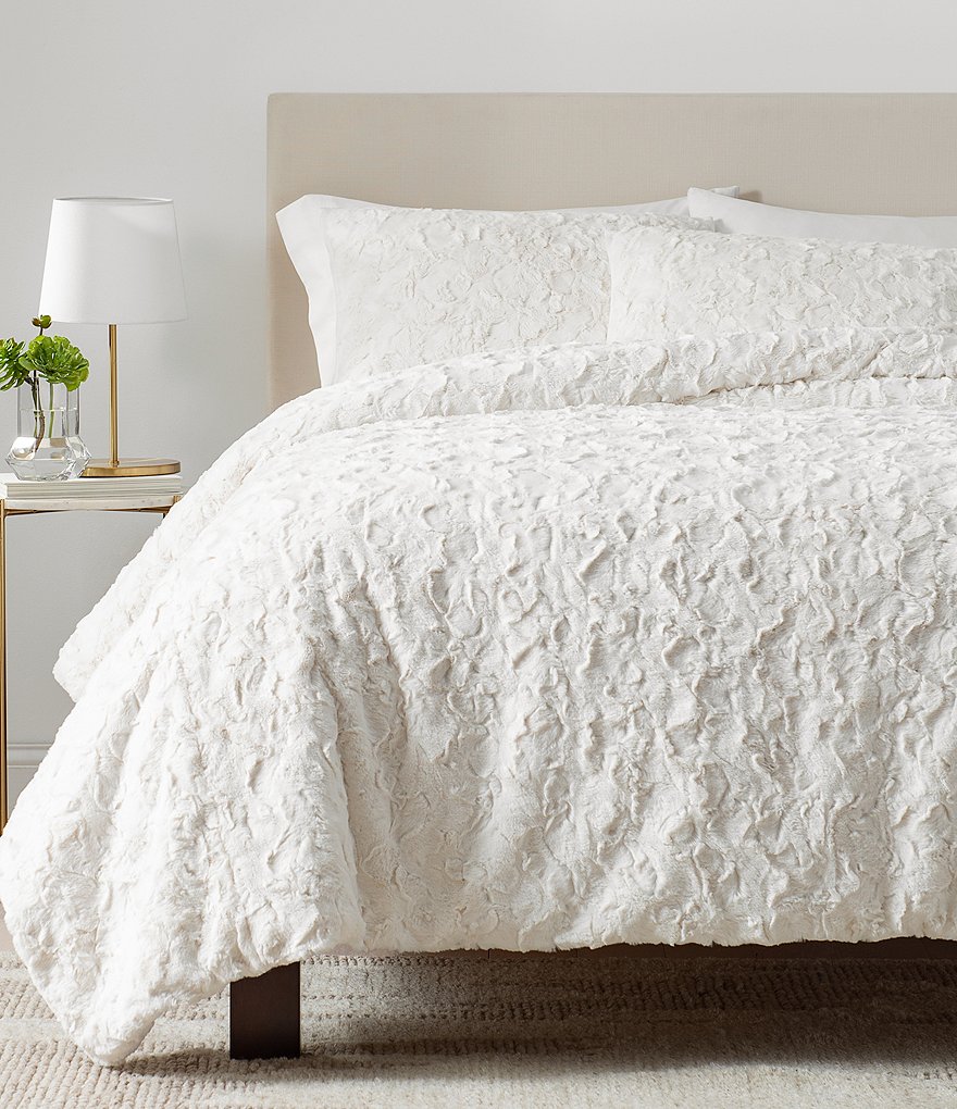 UGG Adalee Faux Fur Comforter Mini Set