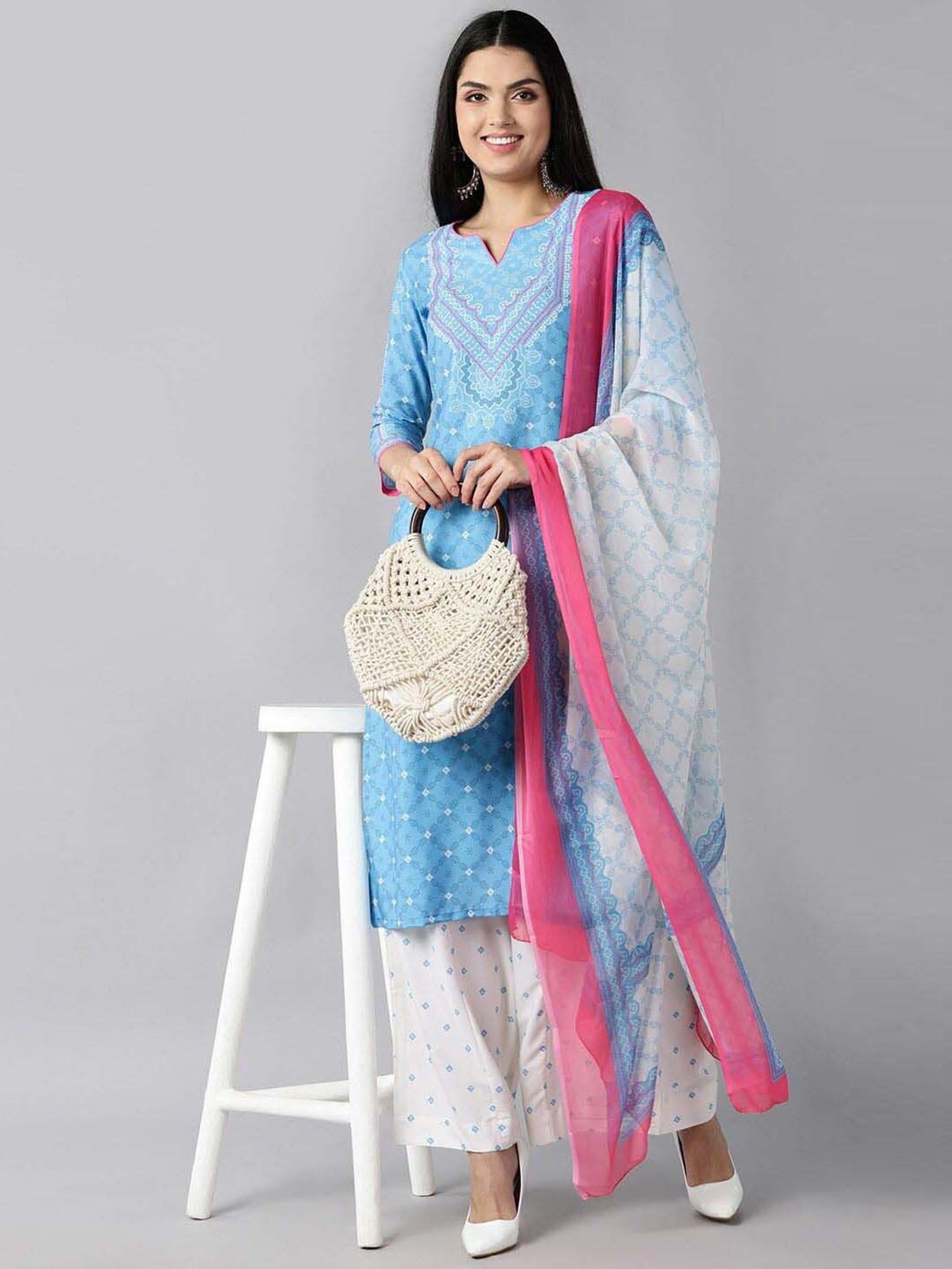 Vaamsi Blue & White Printed Kurta Palazzo Set With Dupatta