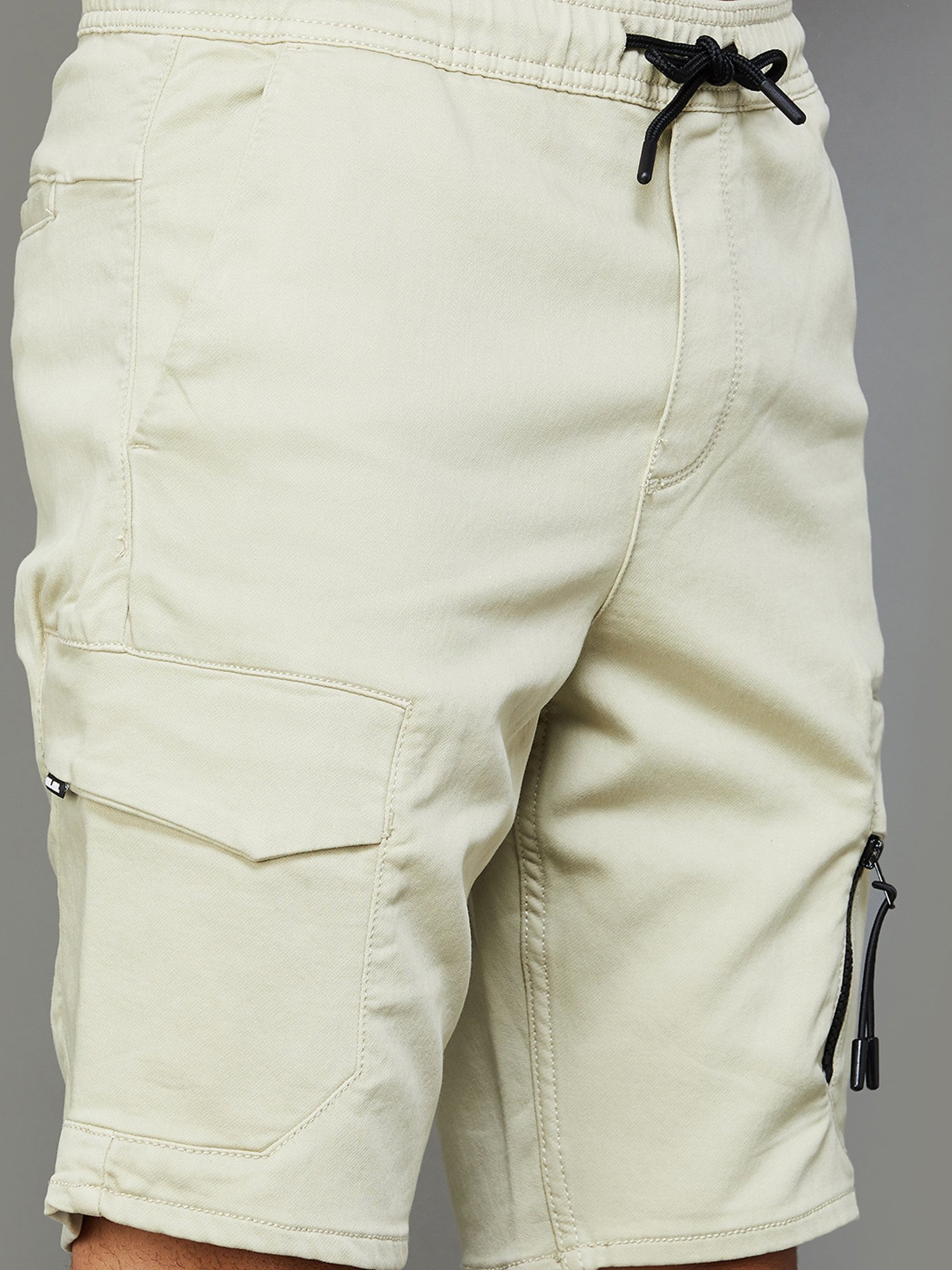 BOSSINI Sage Green Regular Fit Cargo Shorts