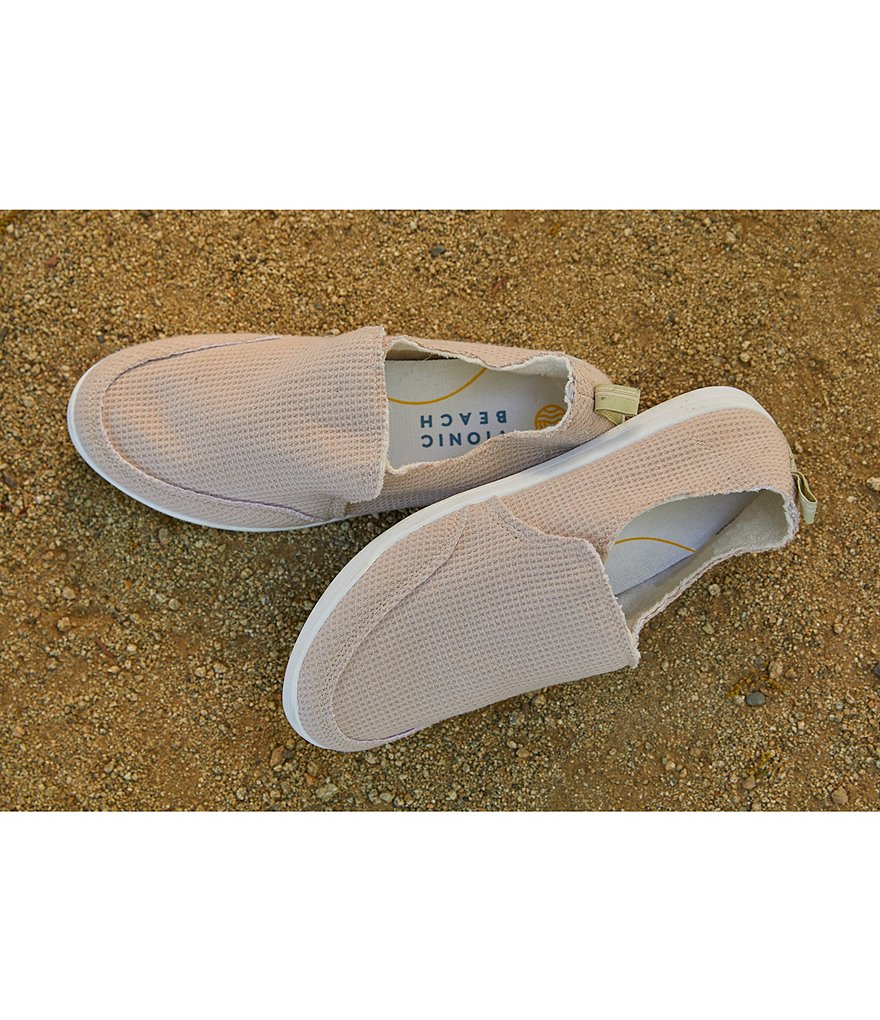 Vionic Malibu Waffle Washable Slip-Ons