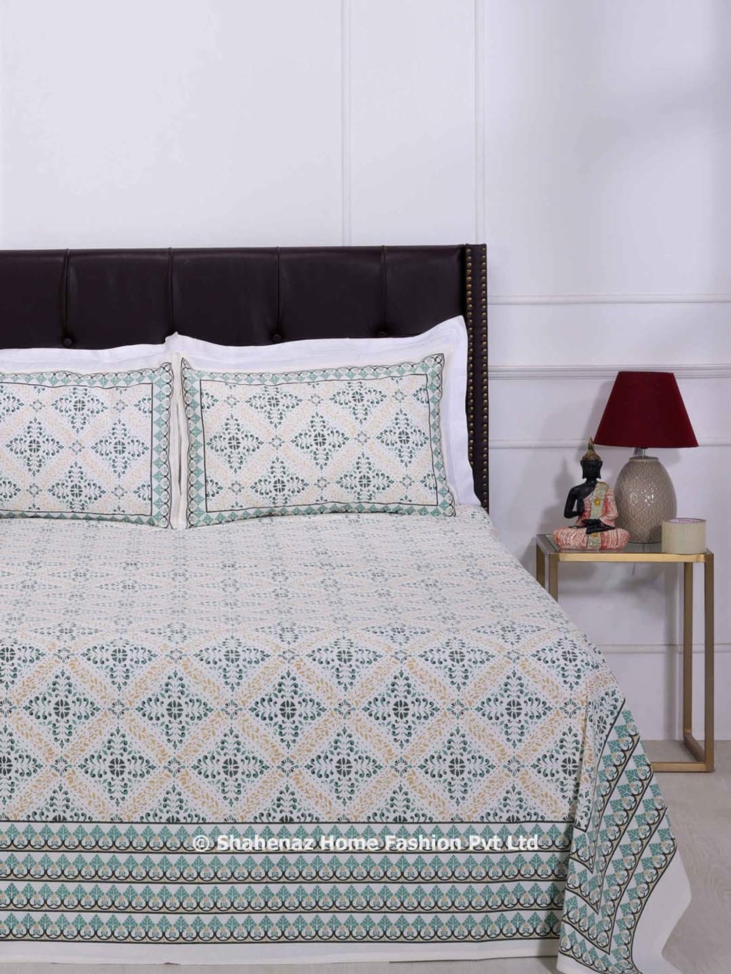 Shahenaz Green 120 TC Cotton Shofar Luxury Double Bedsheet with 2 Pillow Covers