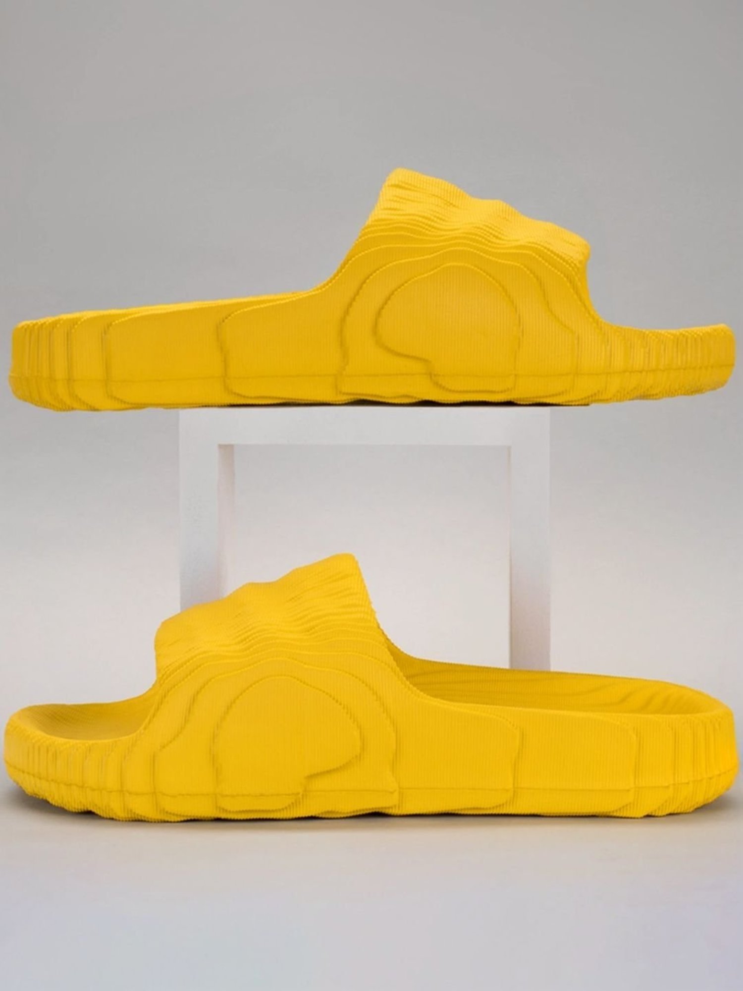 Atom Men's Yellow Slides
