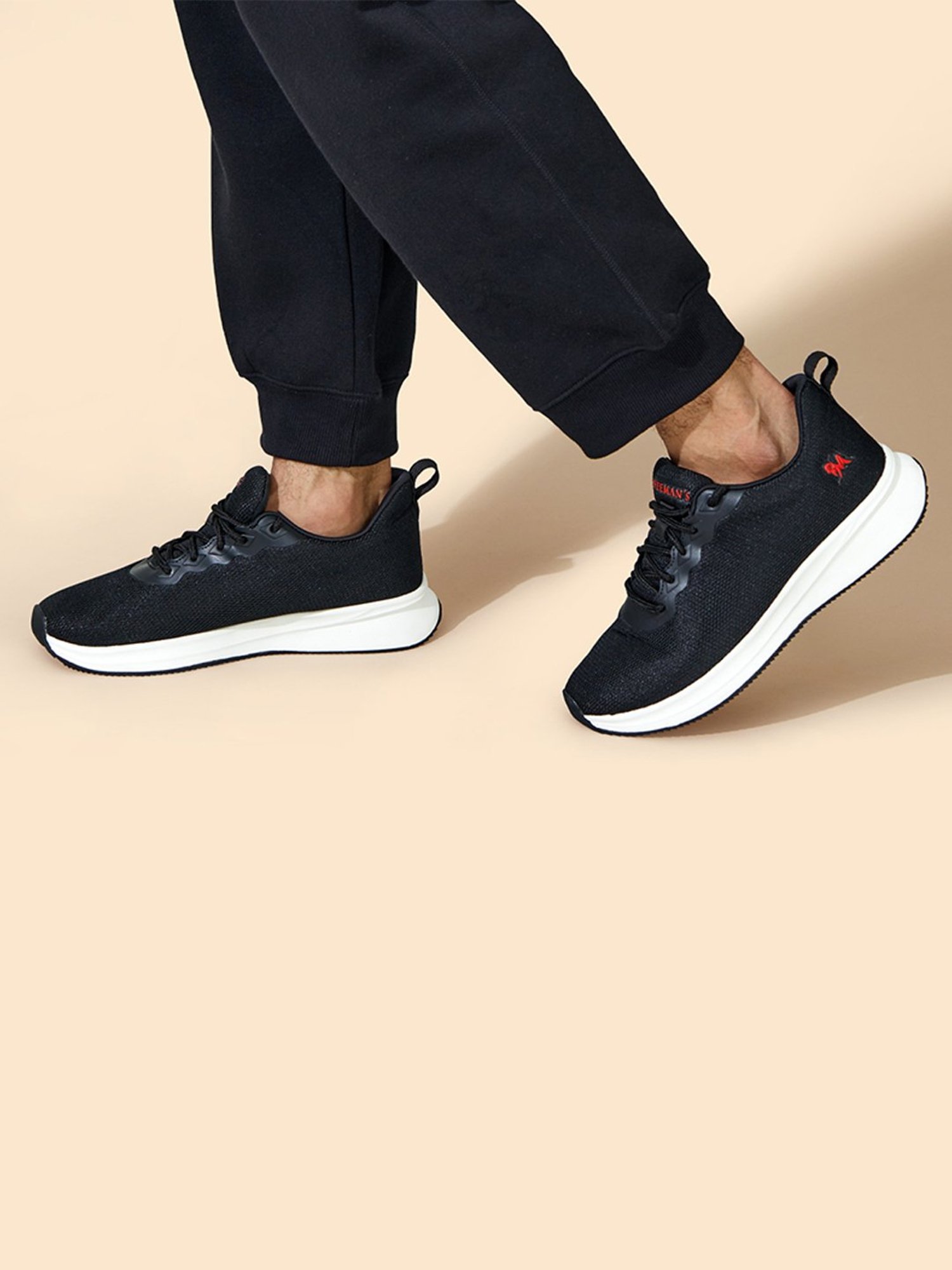 Neemans Men's Black Running Shoes