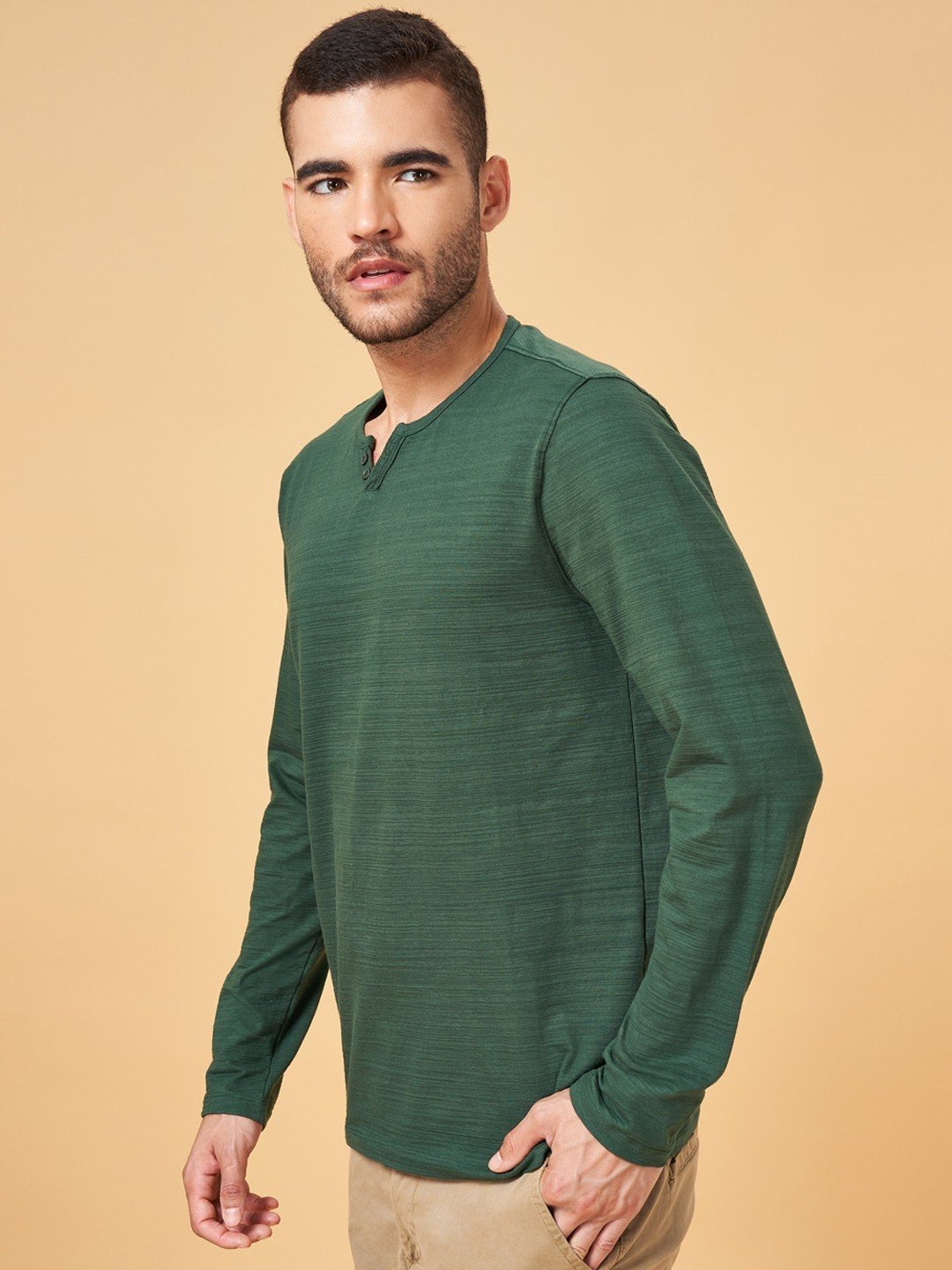 Urban Ranger by Pantaloons Dark Green Slim Fit T-Shirt