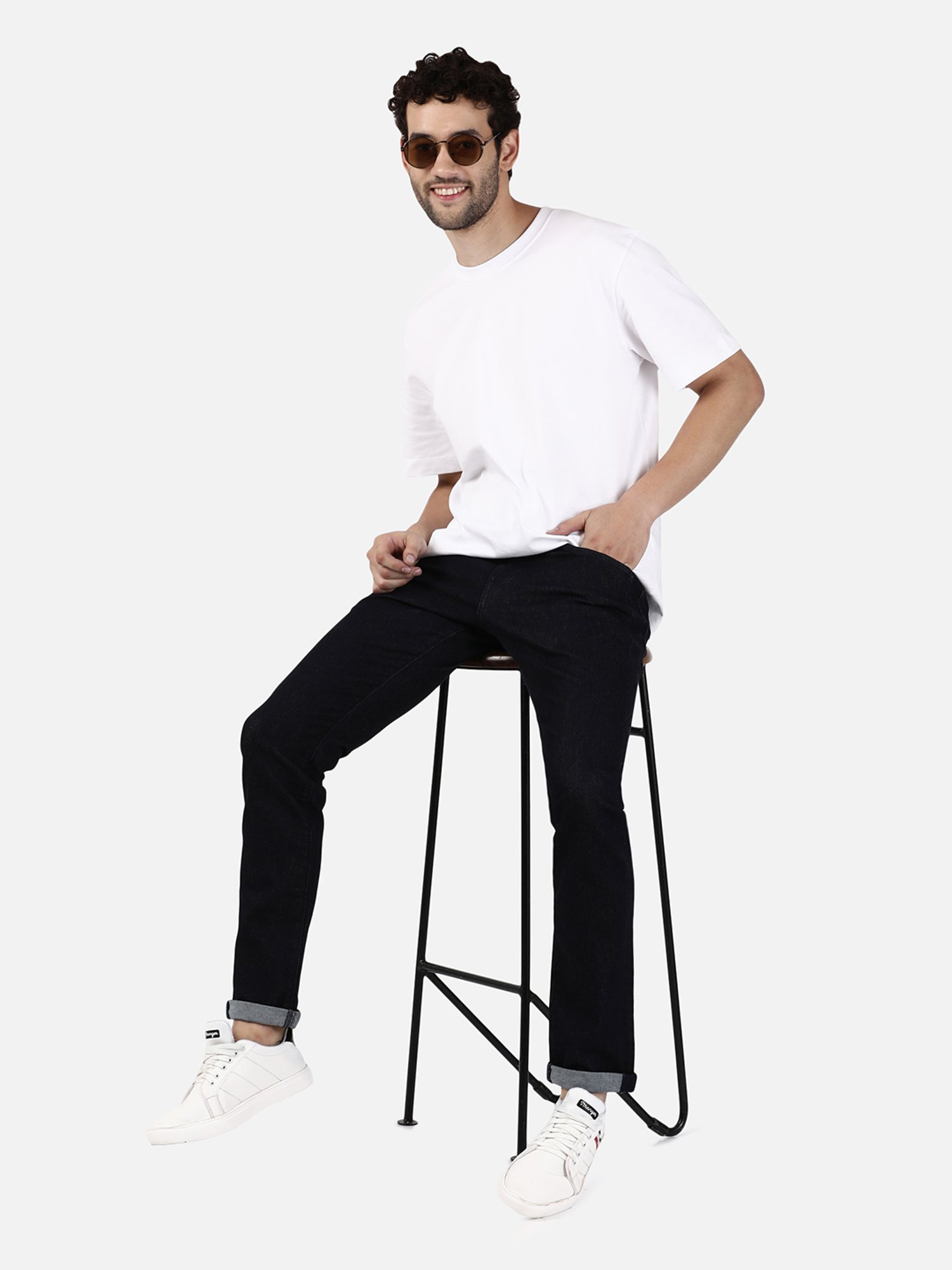 Passion Blue Slim Fit Lightly Washed Jeans