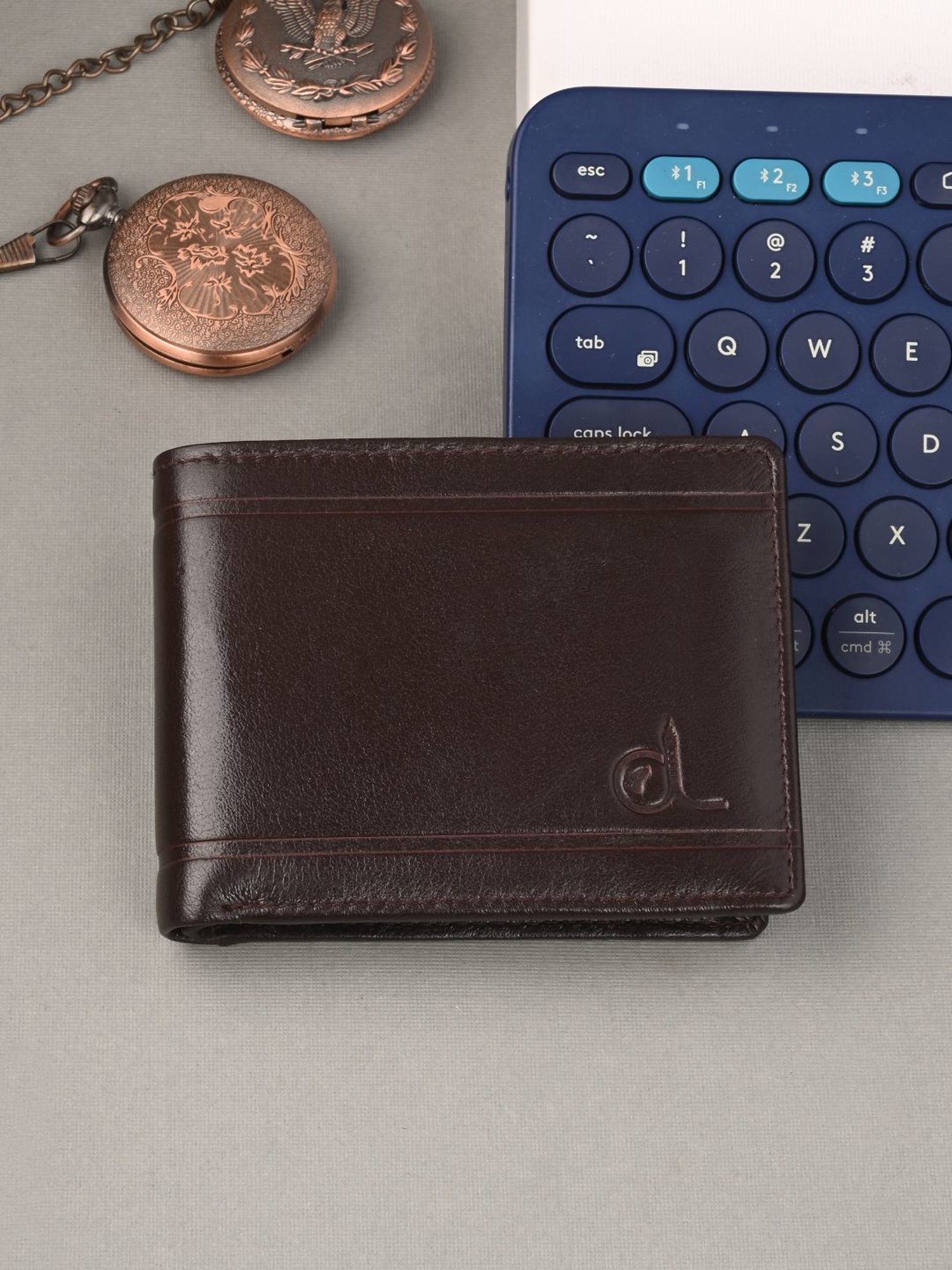 Clog London Brown Leather Small Bi-Fold Wallet for Men