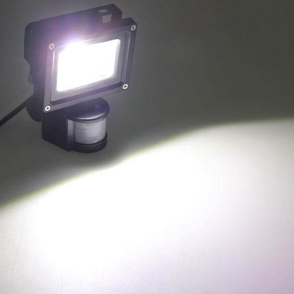 10W White 800LM PIR Motion Sensor Security LED Flood Light 85-265V