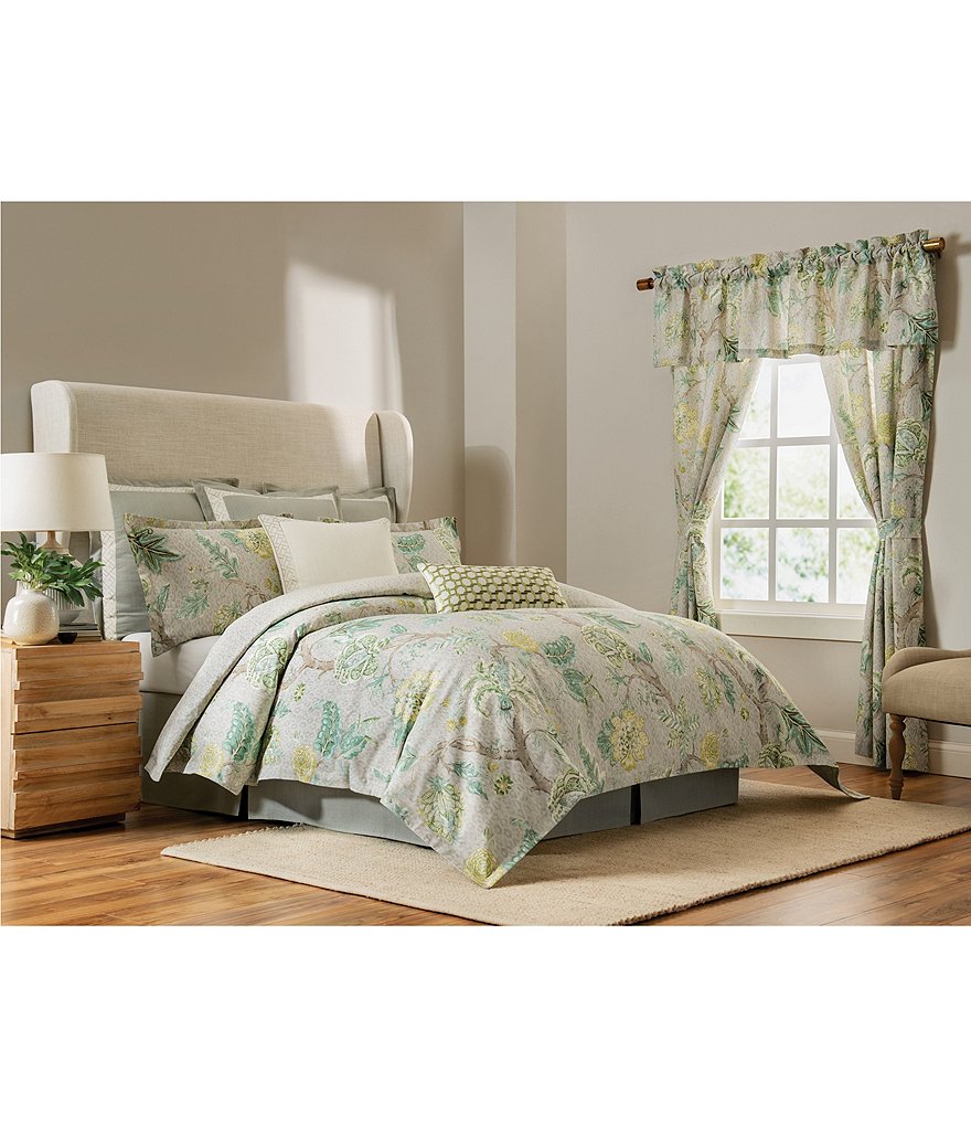 Rose Tree Madura Floral Comforter Set