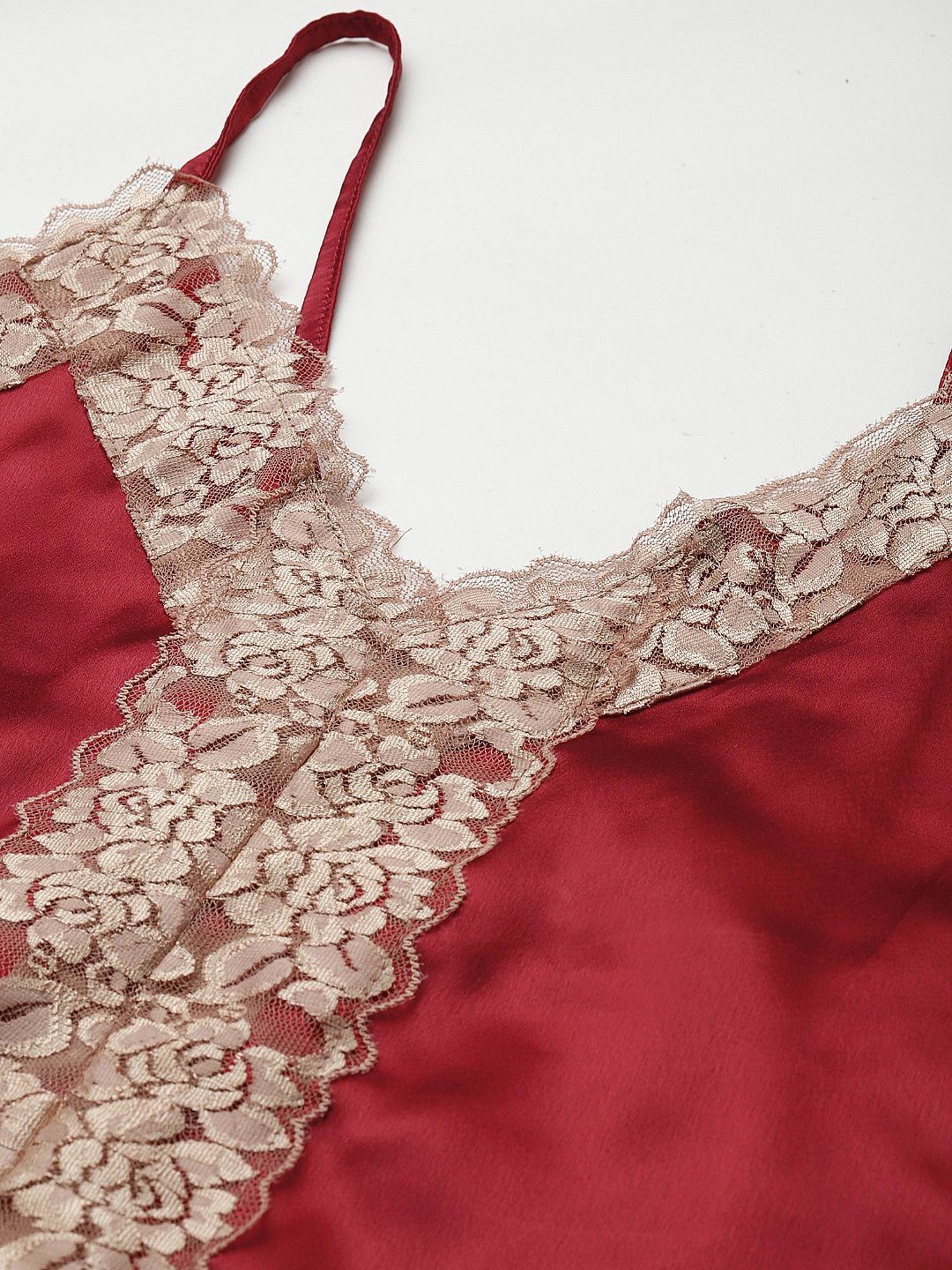 Ms.Lingies Maroon Lace Work Nightwear With Robe