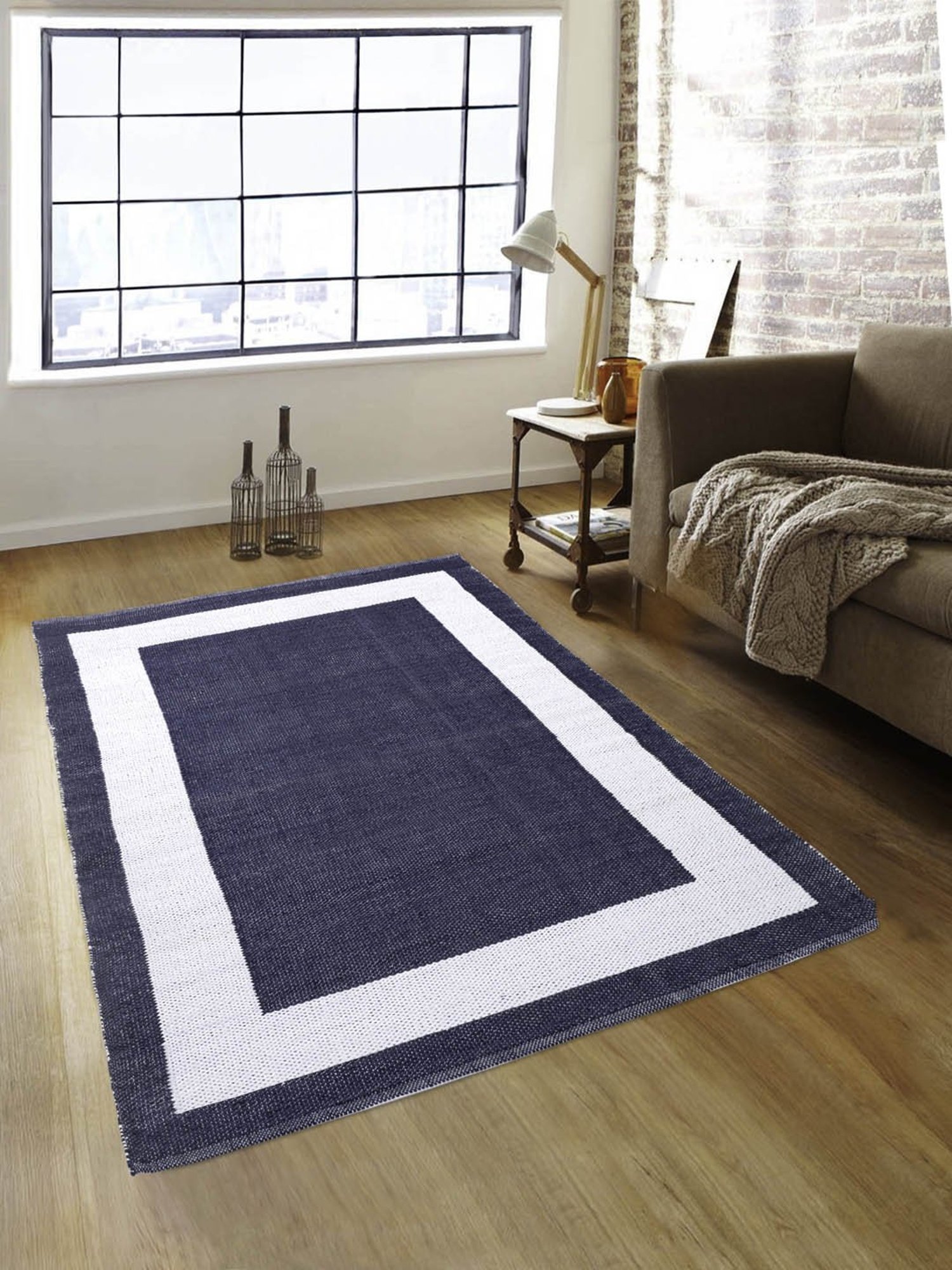 Romee Navy & White Rug - Set of 1