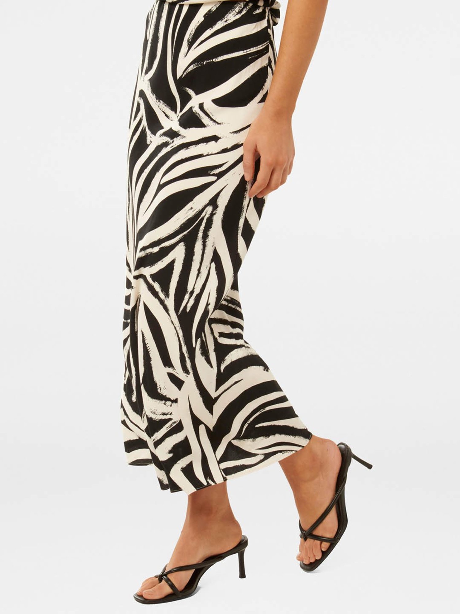 Forever New Black & White Printed Midi Skirt